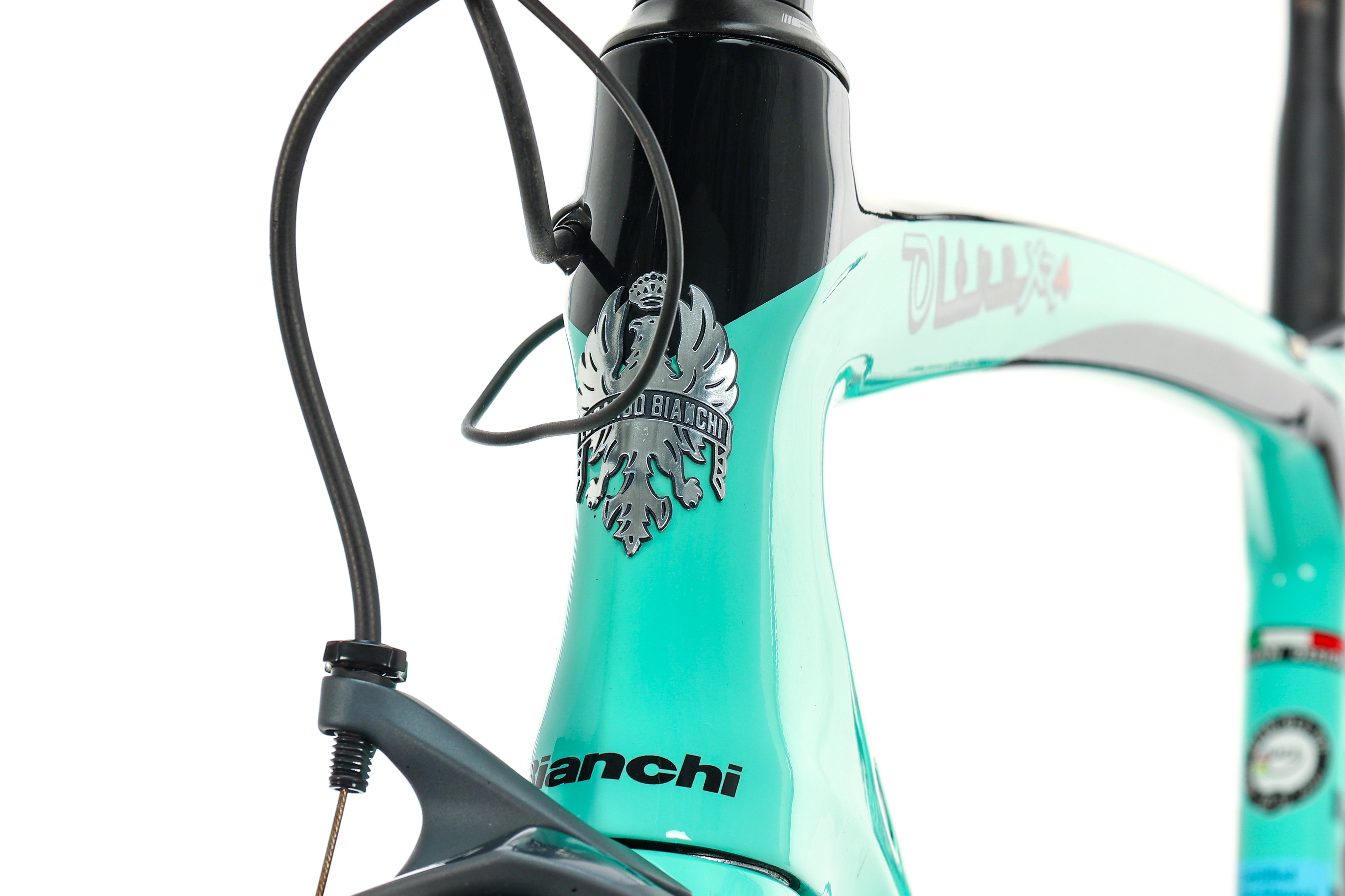 Bianchi Oltre XR4 Road Bike 2018 - 57cm Carbon Frame, Lightweight & Fast - Perfect for Racing, Endurance & Long-Distance Cycling