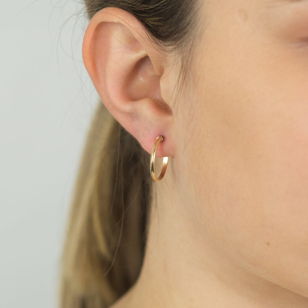 9ct Yellow Gold 15mm Plain Hoop Earrings for Women - Classic Simple Circle Stud Earrings for Everyday Wear, Gift Giving & Special Occasions