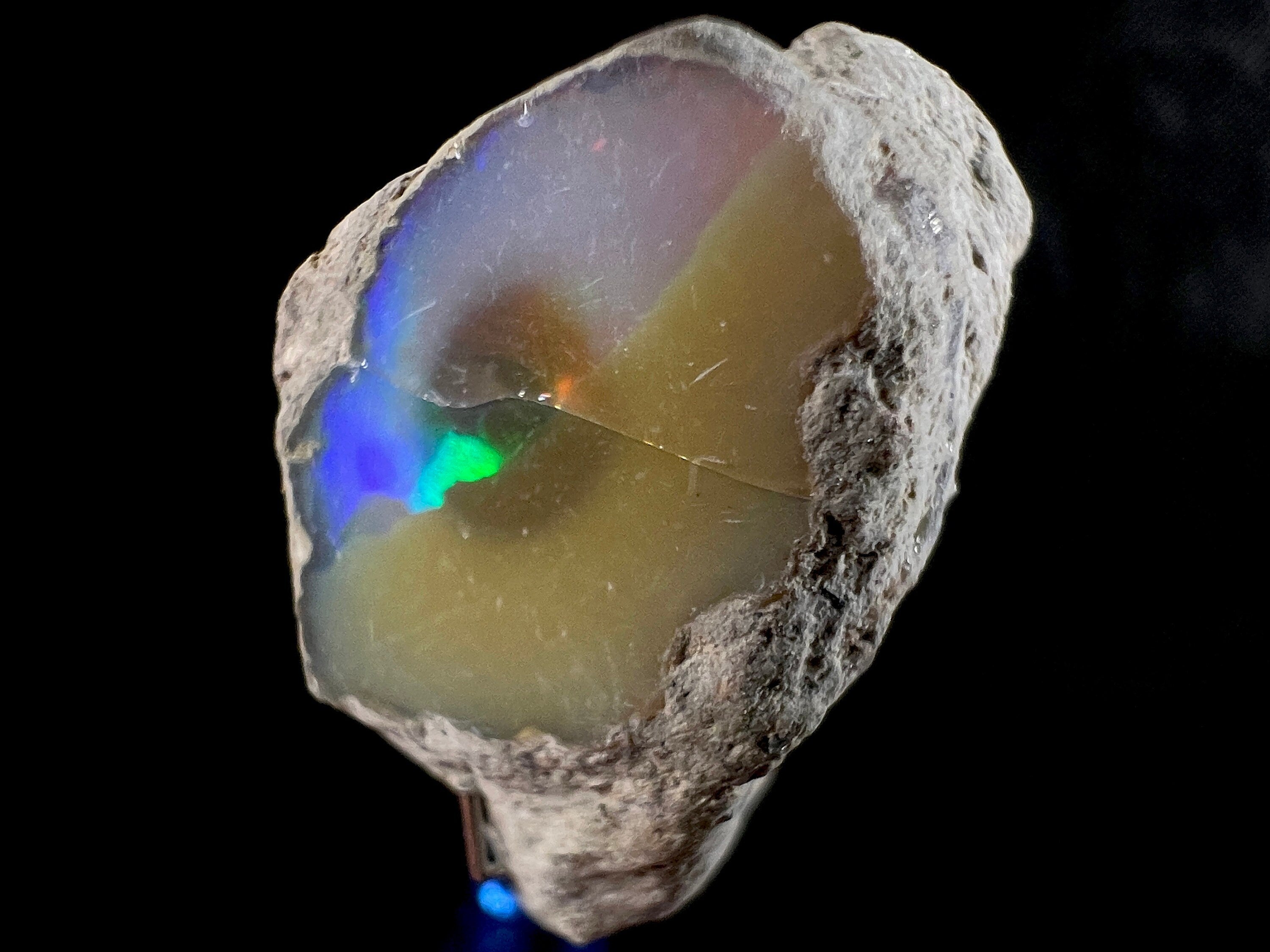 Premium 4A Welo Opal Raw Crystal - Certified Cutting Grade Opal Gemstone for Jewelry Making (50603) - Perfect for Rings, Necklaces & Handcrafted Designs