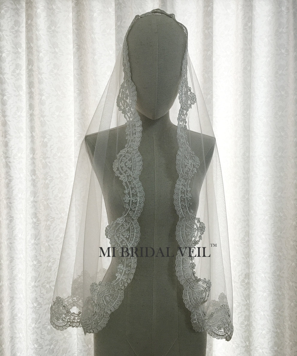 Handmade Vintage Inspired Mantilla Lace Wedding Veil - Hip Length Bridal Veil for Church Ceremony & Romantic Photos