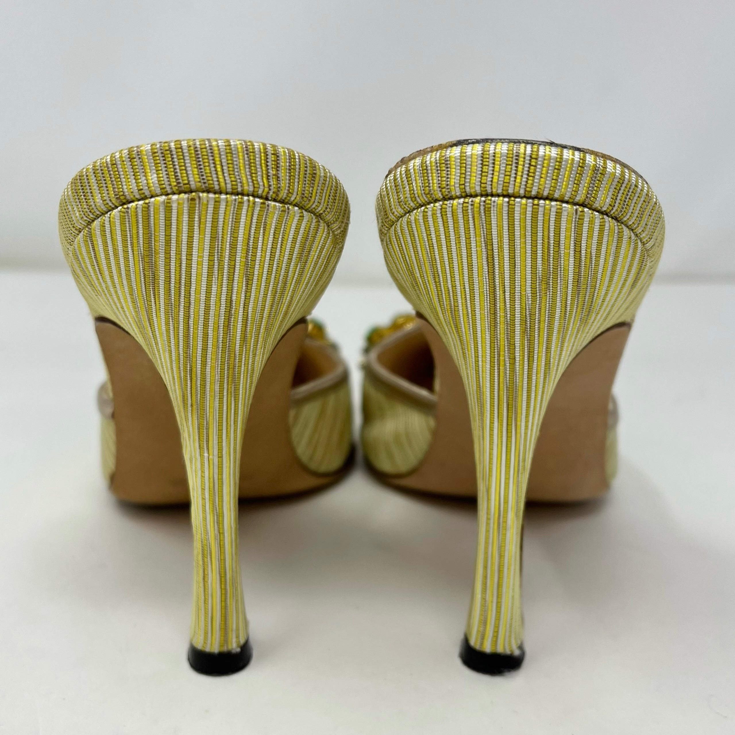 Manolo Blahnik Women's Classic High Heel Pumps - Elegant Pointed Toe Dress Shoes for Weddings, Parties & Office Wear