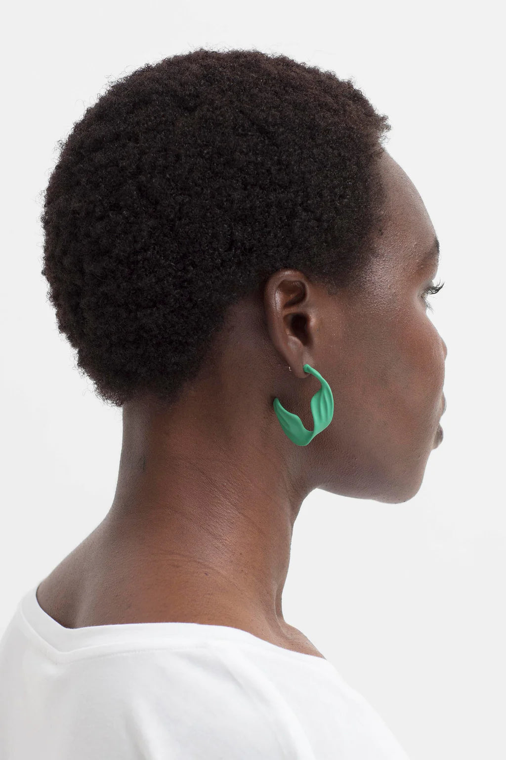 Trendy STREK Earrings for Women - Minimalist Gold Hoop Earrings for Everyday Wear - Perfect for Office, Party & Casual Outfits
