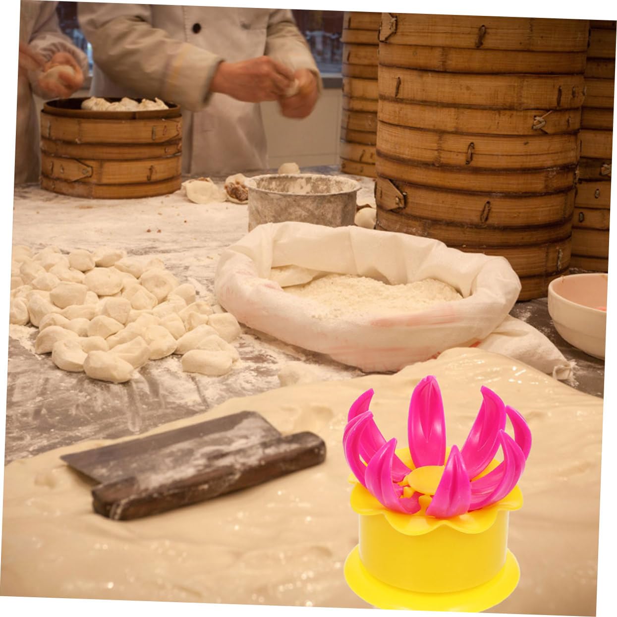 HEMOTON 4-Piece Buns Shaping Molds - Bao Maker, Momo Maker, Dumpling Molder - DIY Dim Sum & Meat Bun Making Kit - Plastic Kitchen Utensils for Asian Cooking | Perfect for Home Chefs & Dumpling Lovers