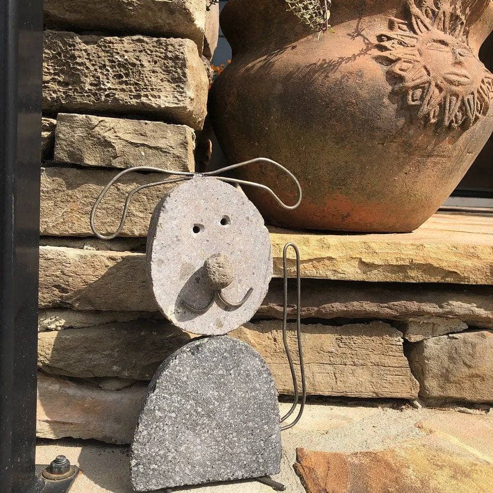 Hand-Carved Dog River Stone Garden Statue - Outdoor Pet Memorial Decor for Lawn, Patio & Backyard Landscaping