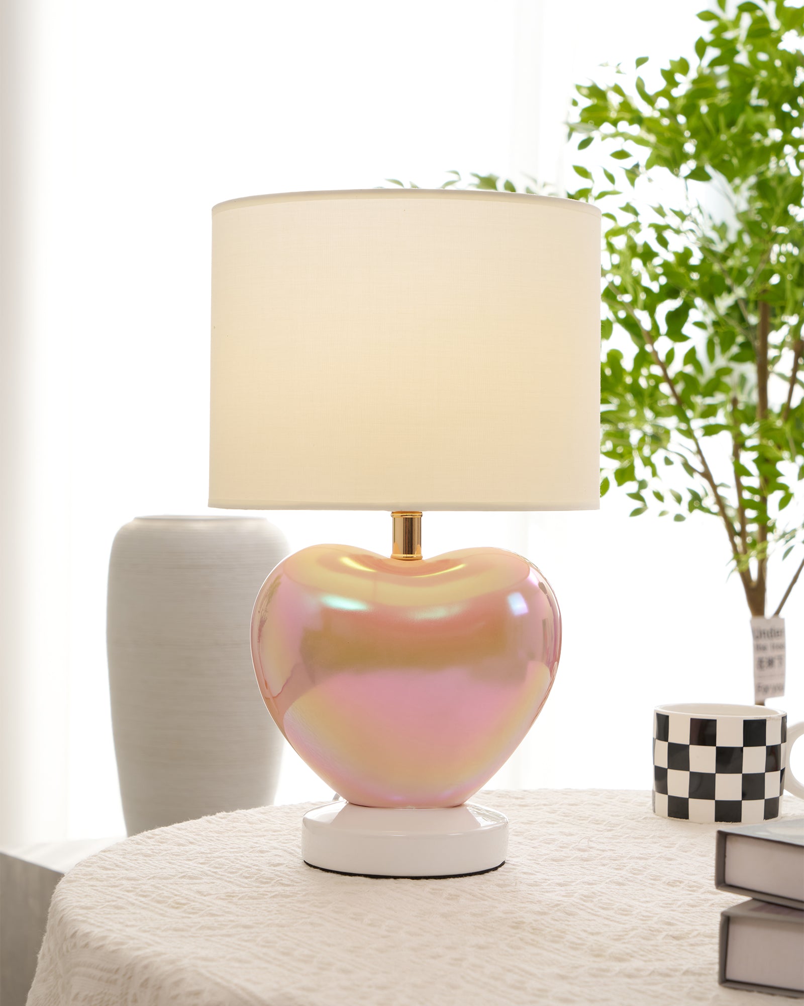 Heart-Shaped LED Table Lamp - Romantic Bedside Night Light for Bedroom, Living Room, or Nursery - Perfect for Valentine's Day, Wedding Decor & Cozy Ambiance