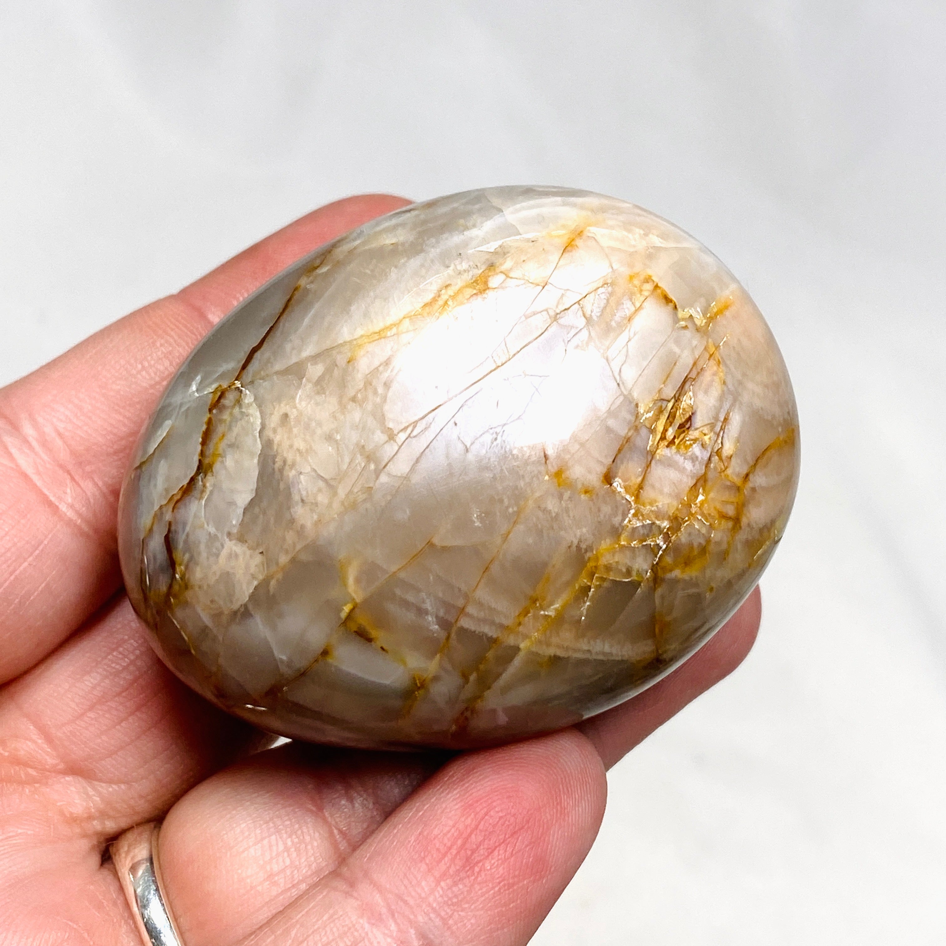 Natural Peach Moonstone Palm Stone - Healing Crystal for Stress Relief & Meditation - Perfect for Reiki, Yoga & Spiritual Practices