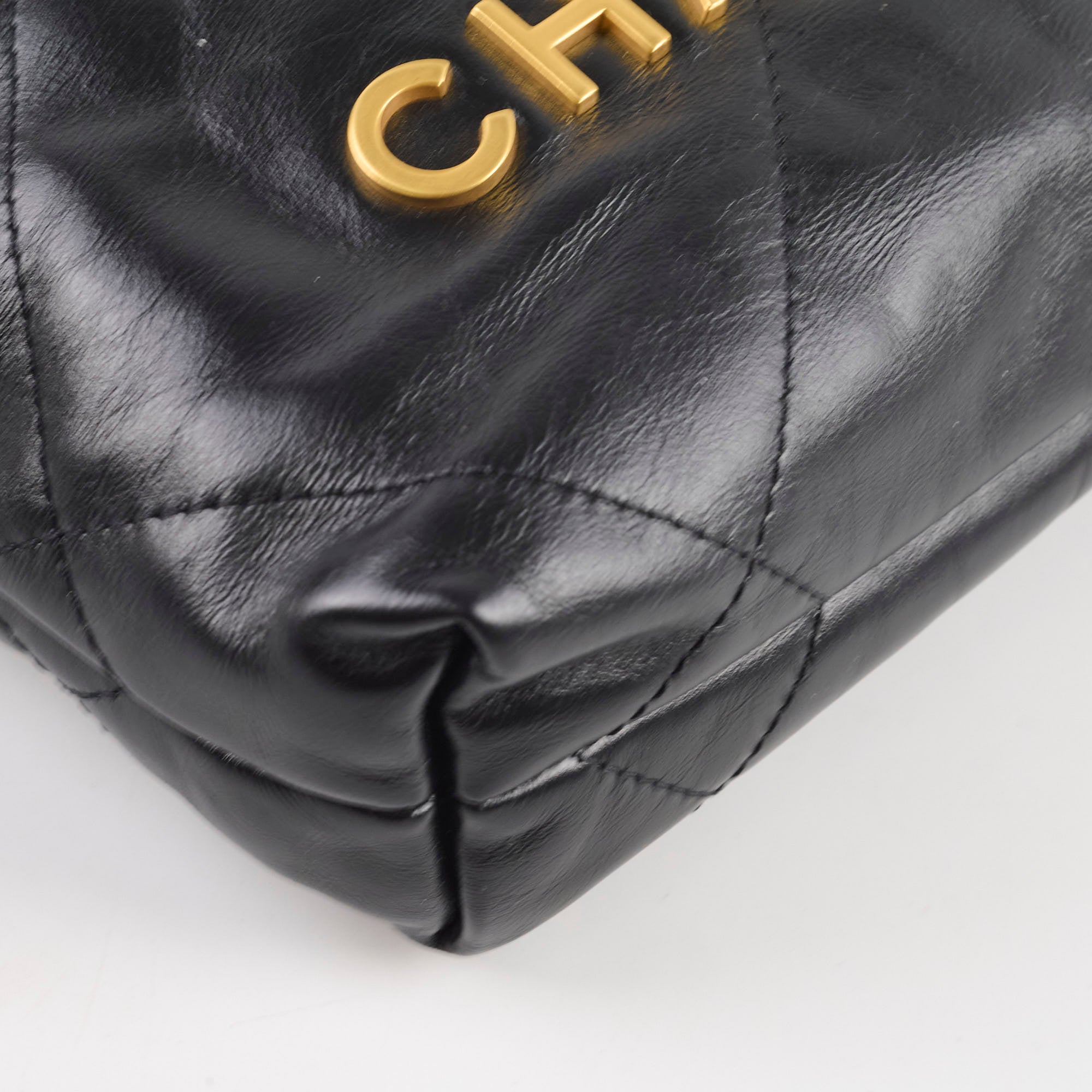Chanel Mini 22 Black Leather Crossbody Bag with Microchip - Luxury Designer Handbag for Women, Perfect for Date Night & Evening Events