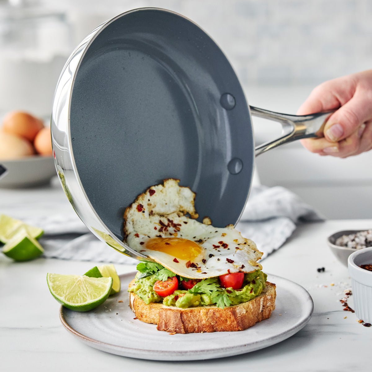 Valencia Pro Stainless Steel 8-Inch & 10-Inch Nonstick Fry Pan Set - Professional Cookware for Sauteing, Frying & Cooking Perfect Eggs
