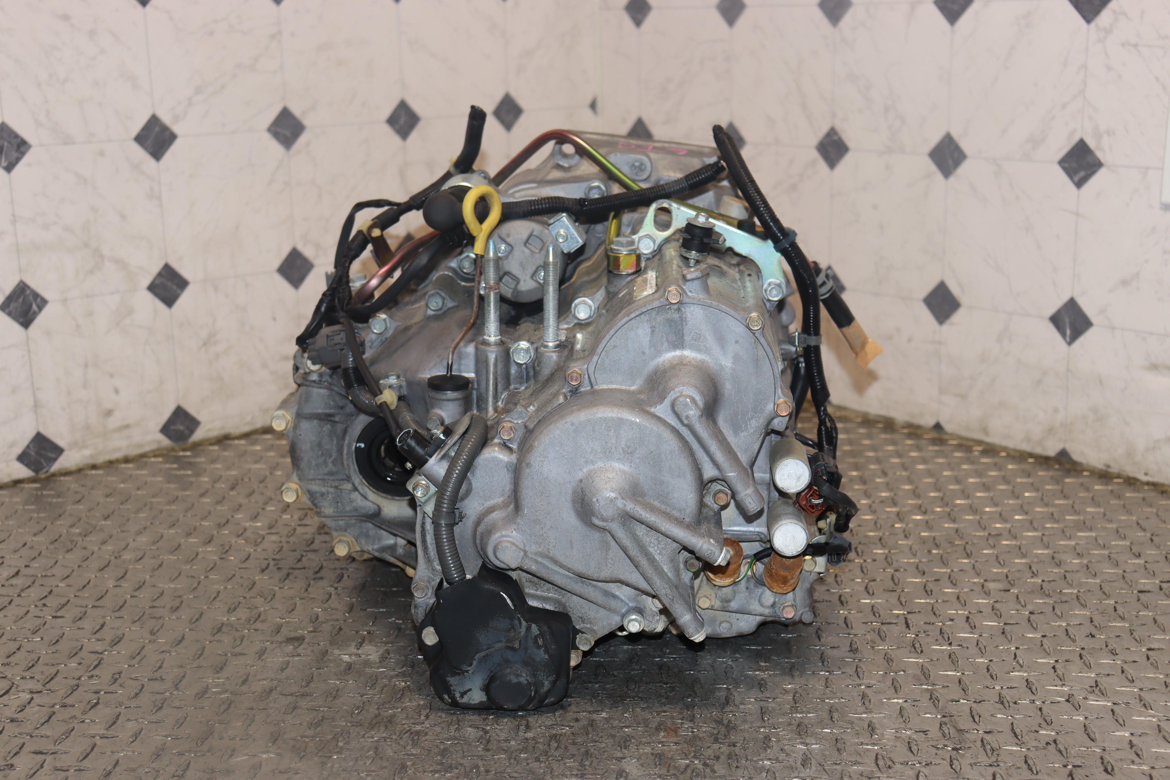 JDM D17A Auto Transmission for 2001-2005 Honda Civic 1.7L - Smooth Gear Shifting for Daily Commute & Performance Driving