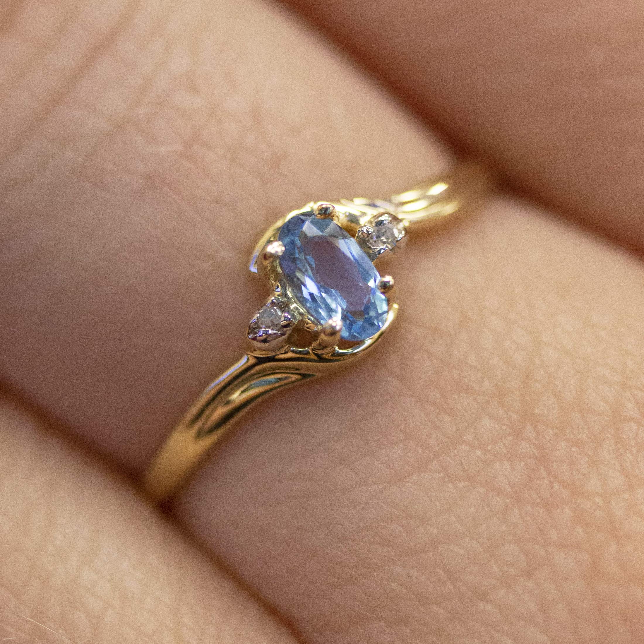 10K Yellow Gold Blue Topaz and Diamond Ring for Women - Elegant Jewelry Gift for Anniversary, Engagement, or Special Occasions