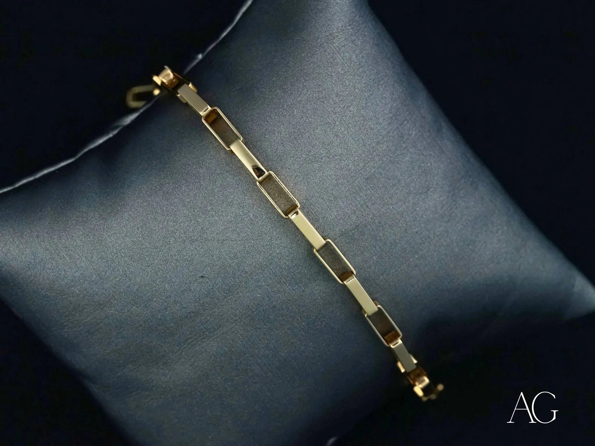 Elegant 18K Solid Gold Kids Bracelet - Classic & Durable Jewelry for Children's Birthday, Baptism & Special Occasions