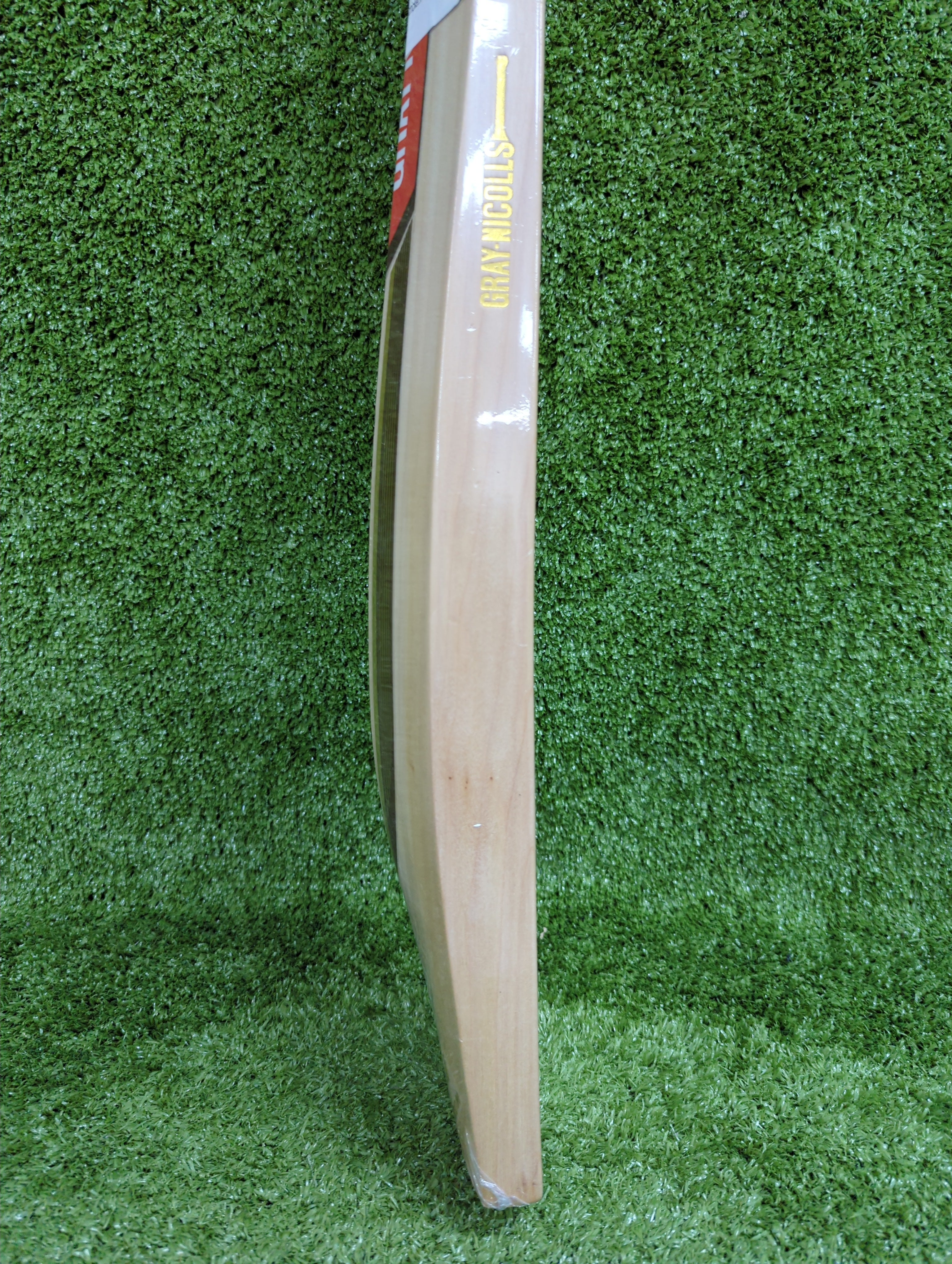 Premium Gray Nicolls Gold Edition 4.0 English Willow Cricket Bat - Professional Grade for Matches & Practice - Perfect for Club Players & Tournament Use