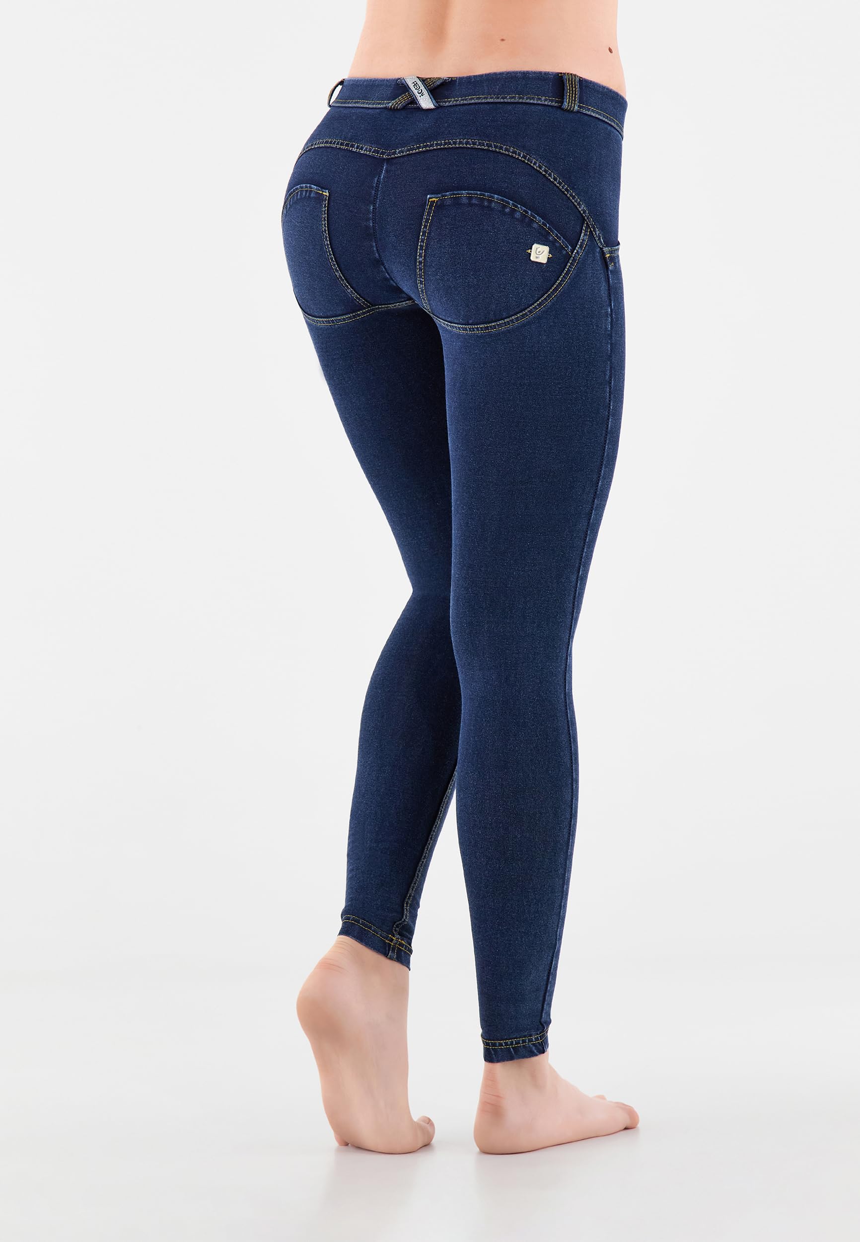 FREDDY WR.UP Women's Butt Lifting Denim Jeans - Mid Rise Stretchy Shaping Pants for a Flattering Silhouette | Perfect for Date Nights & Casual Outings