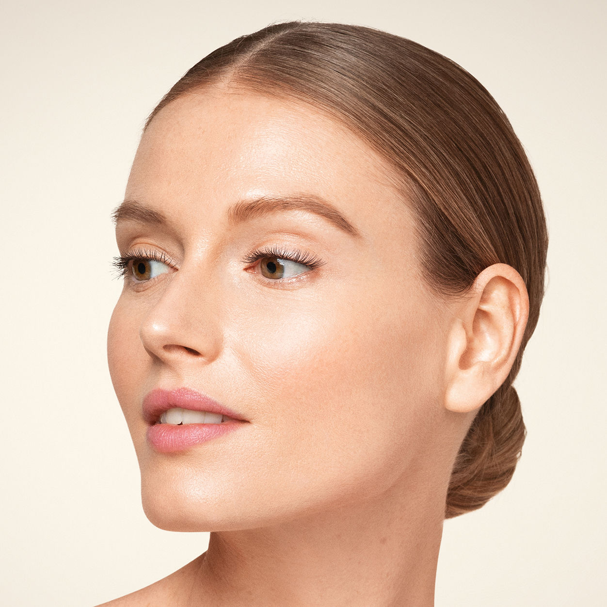 Future Skin Foundation - Lightweight, Long-Lasting Liquid Makeup with SPF Protection | Perfect for Daily Wear & Special Occasions