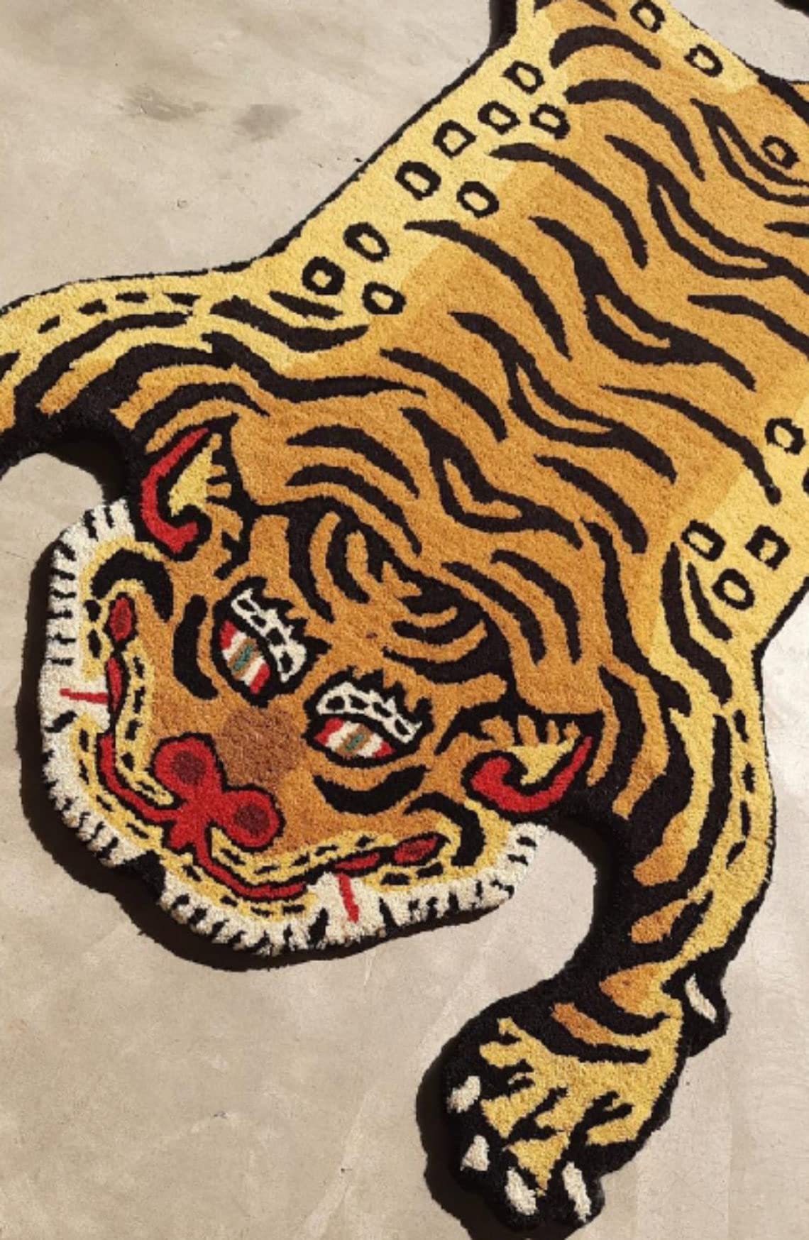 AFTAB Collection Tibetan Tiger Print Area Rug - 3x5 Feet Non-Slip Living Room Rug, Bedroom Carpet, Wall Hanging Decor in Black Gold - Perfect for Boho Home Decor, Yoga Space & Gift Giving