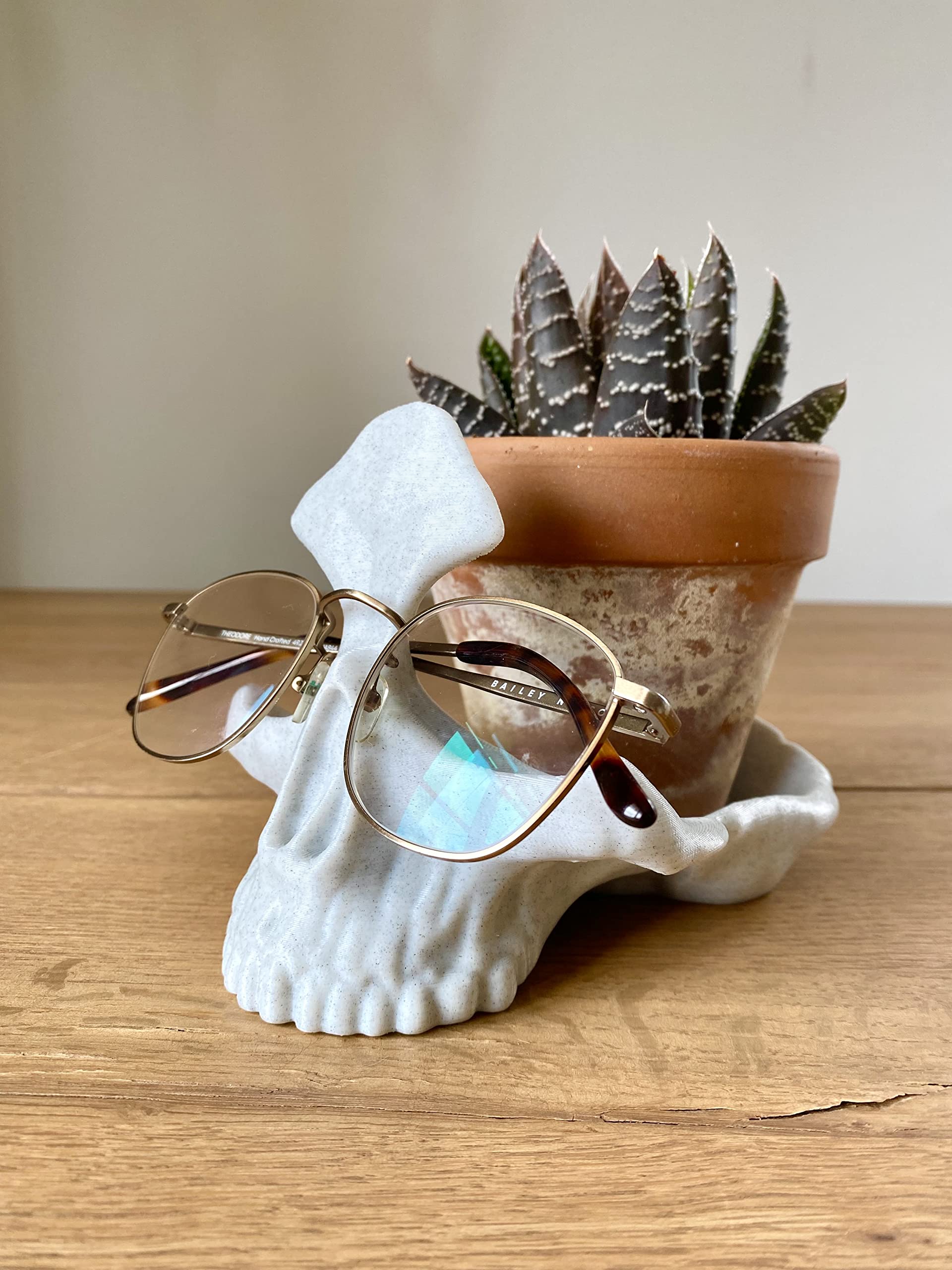 Stylish Marble Skull Bowl - Multi-Purpose Holder for Glasses, Keys & Jewelry | Perfect for Home Decor, Office Desk & Halloween Party Accessories