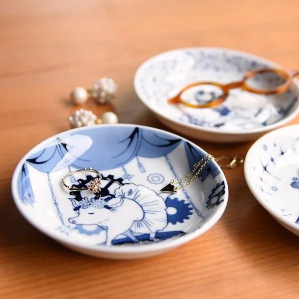 Hasami Yaki Japanese Ceramic Small Plates Set of 5 - Handcrafted Animal Design Tableware for Sushi, Desserts & Appetizers | Authentic Hasami Ware for Home Dining & Restaurant Use