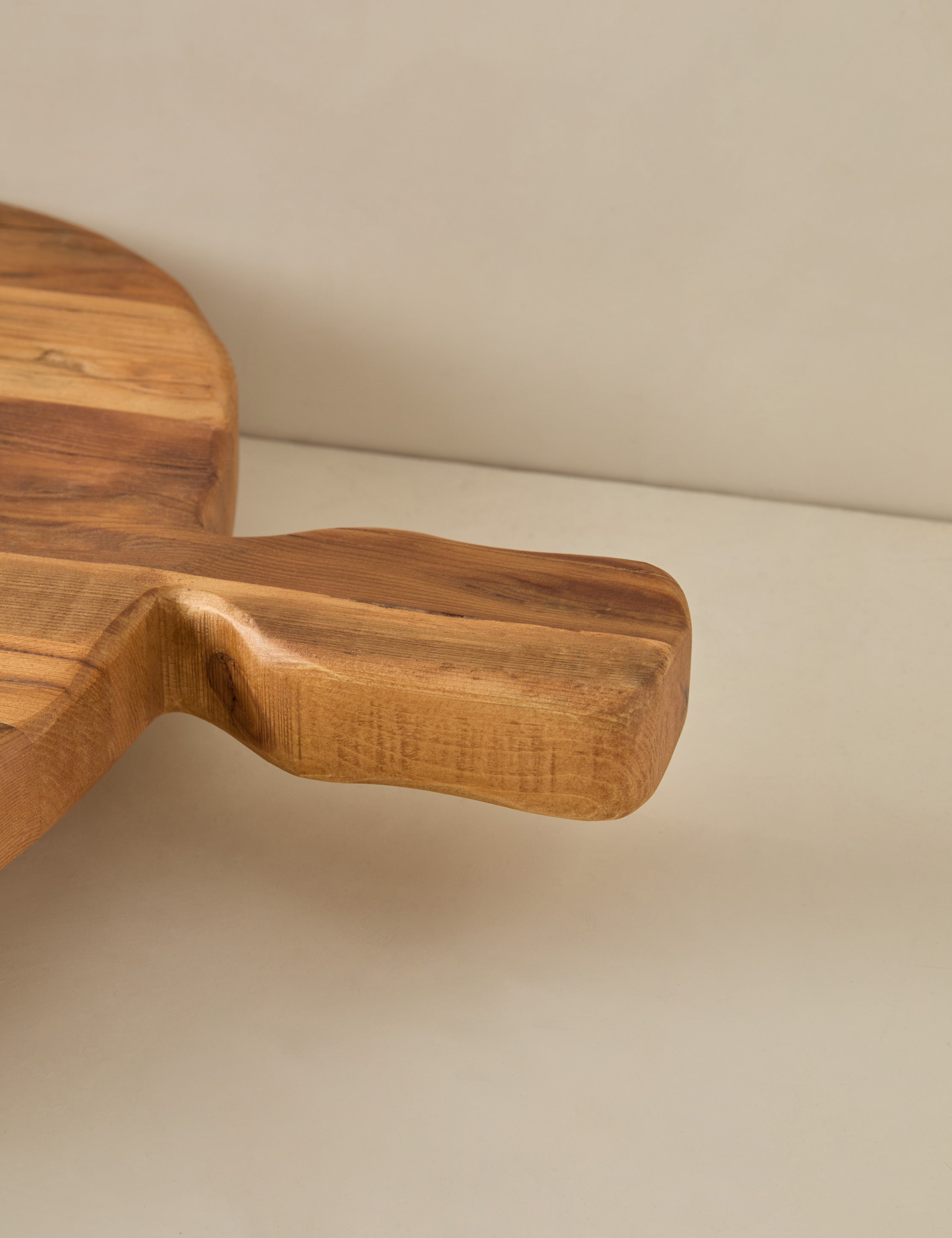 Classic Rectangular Footed Serving Board by etúHOME - Perfect for Charcuterie, Cheese Platters & Entertaining