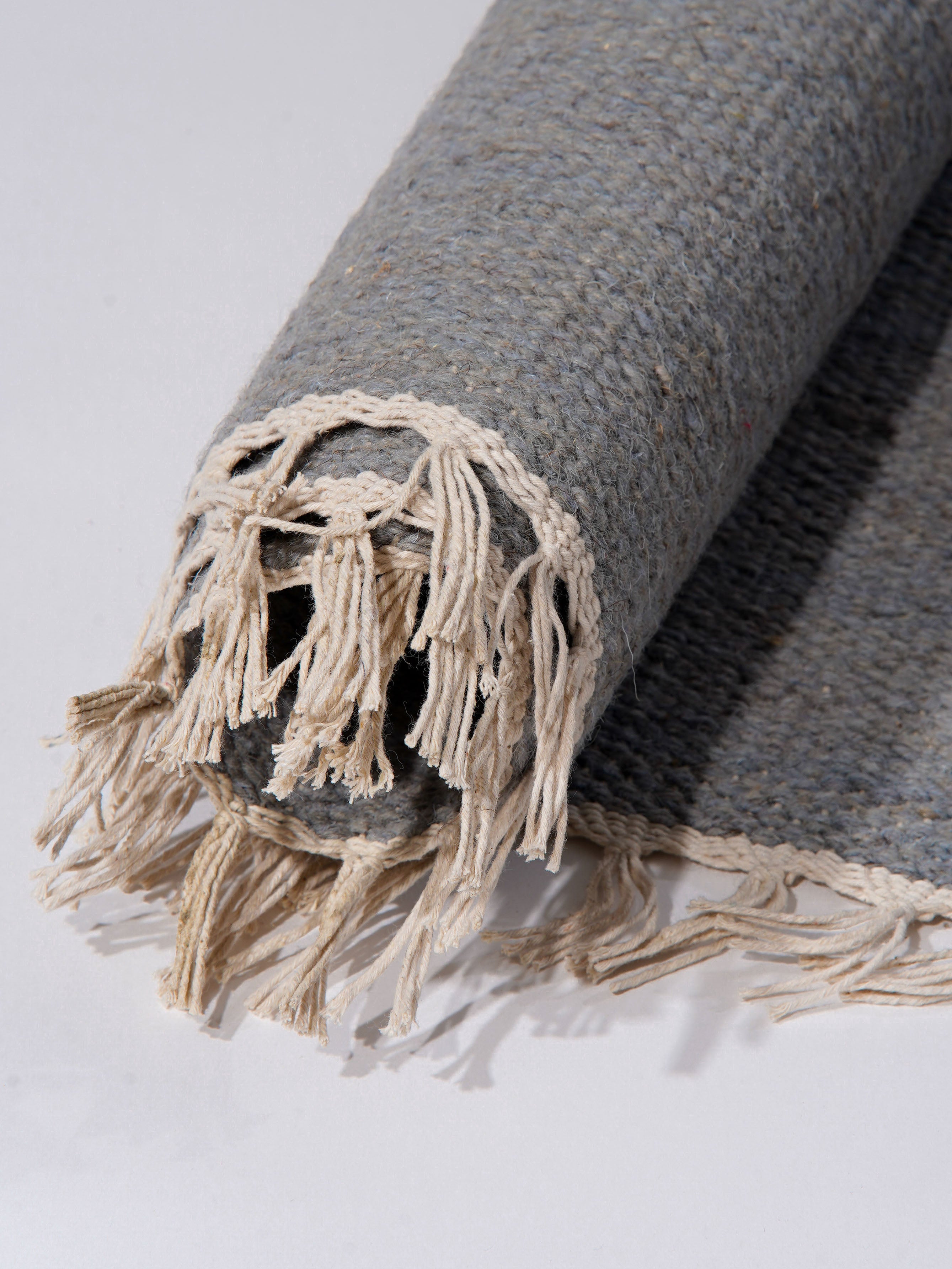 Soft and Cozy Hand Woven Fuzzy Rug - Non-Slip Living Room Carpet for Bedroom, Nursery, and Home Decor