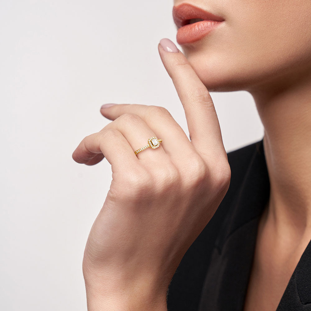 Exquisite Halo Emerald Cut Lab Grown Diamond Promise Ring - Ethical & Affordable Engagement Jewelry for Women - Perfect for Anniversaries, Proposals & Special Occasions