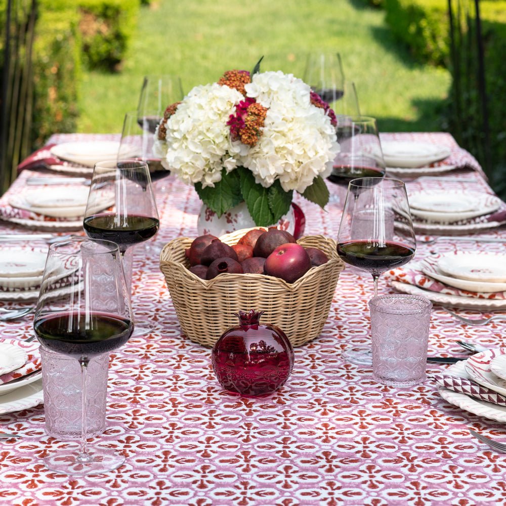 Elegant Fleur de Lis Rose Tablecloth - Premium Round Dining Table Cover for Wedding, Party & Home Decor