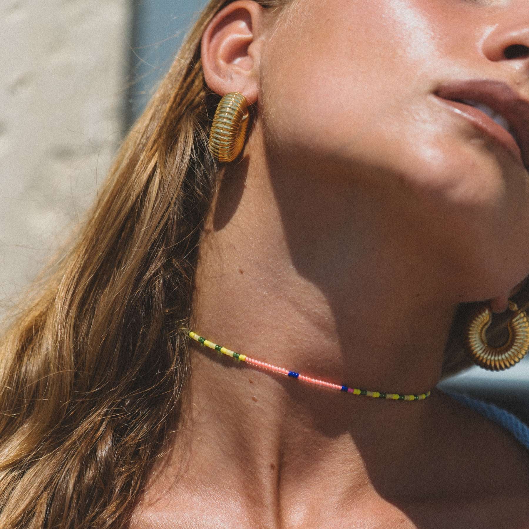 Trendy Gold Ripple Hoop Earrings for Women - Elegant Dainty Hoops for Everyday Wear, Parties & Gifts