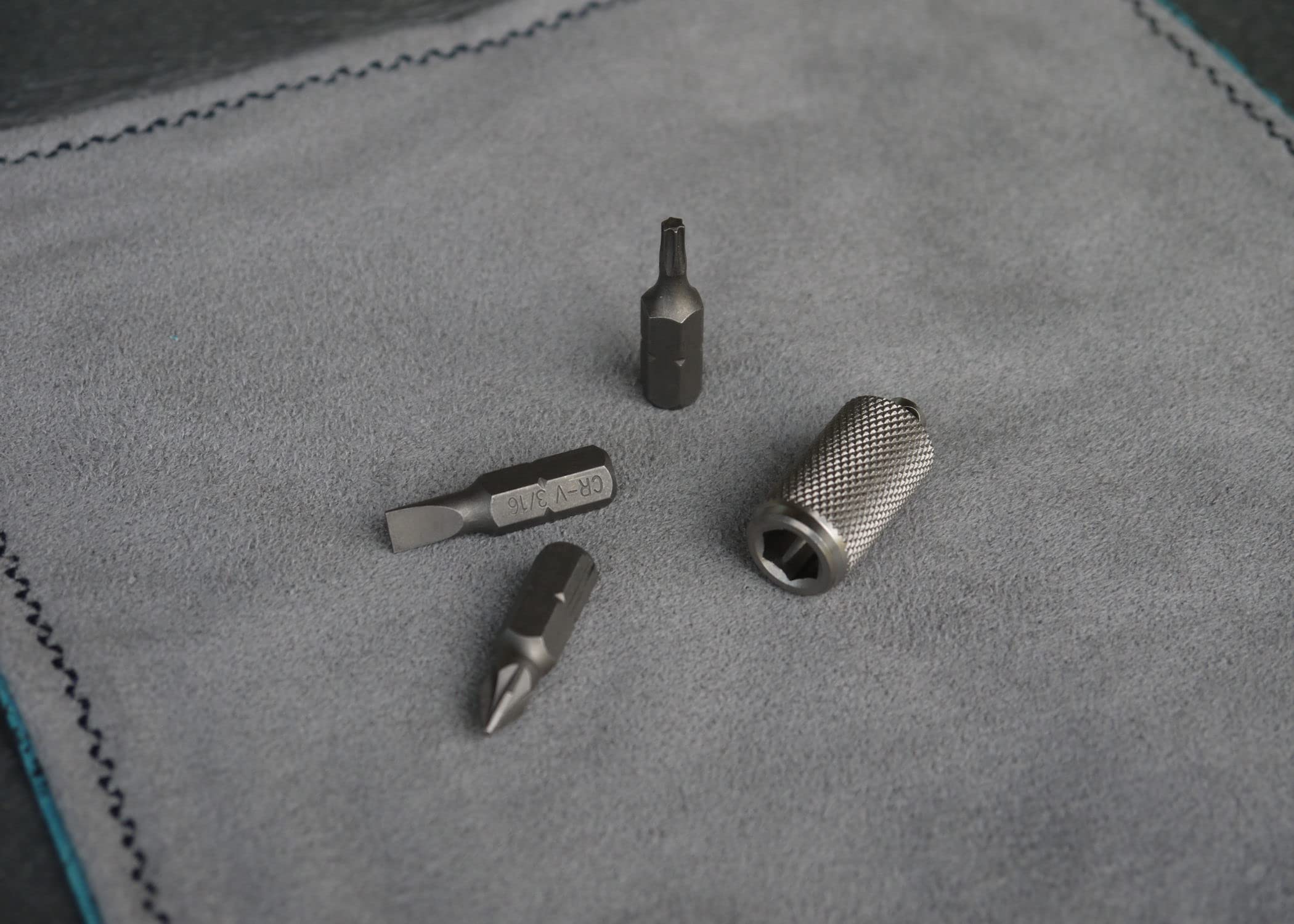 Tiny-Torq Mini Hex Bit Wrench - EDC Keychain Tool with Grade 5 Titanium Body, Compatible with 1/4