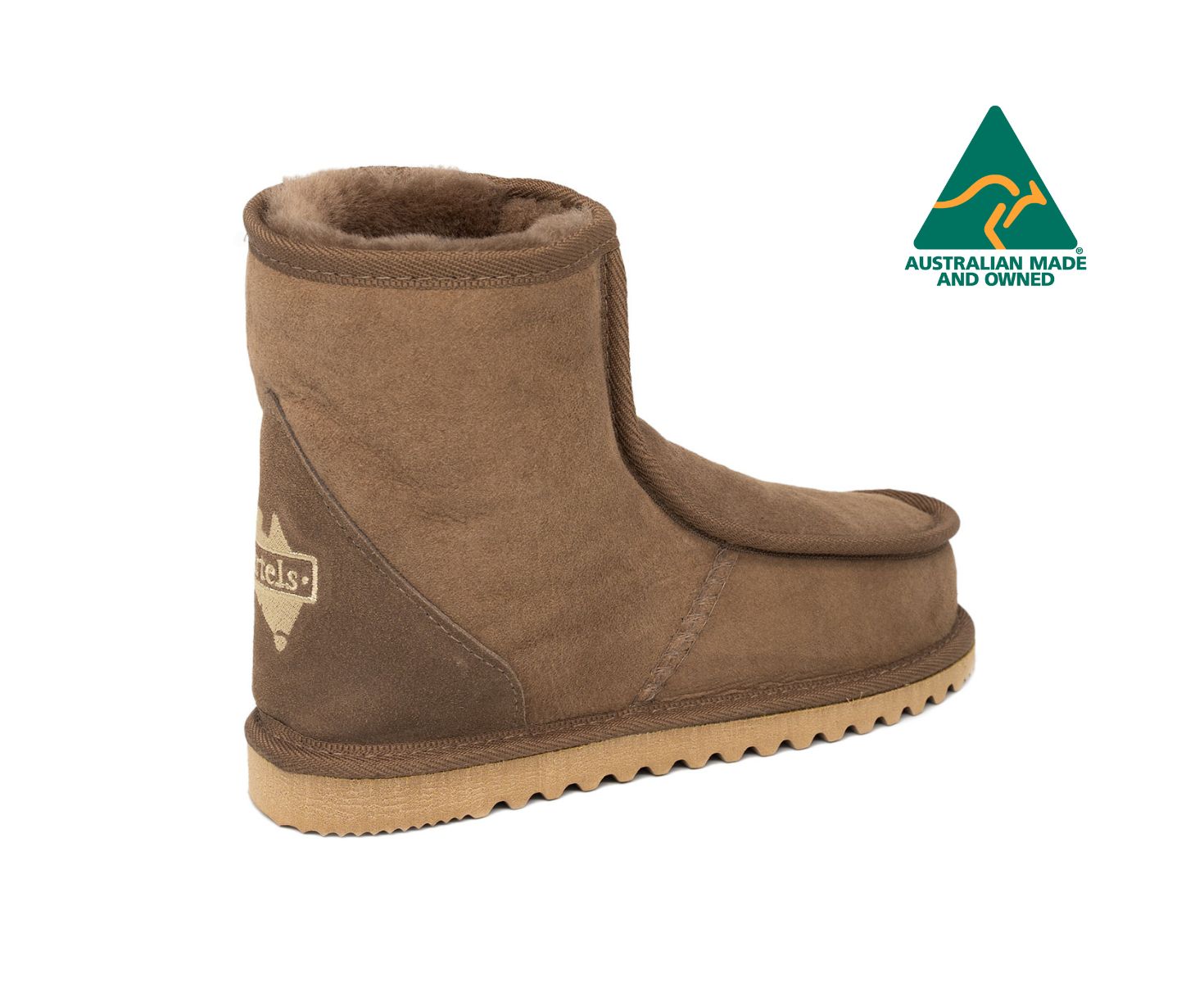UGG Short Bound Boots - Sizes M15 & M18 | Cozy Winter & Casual Wear for Women & Men