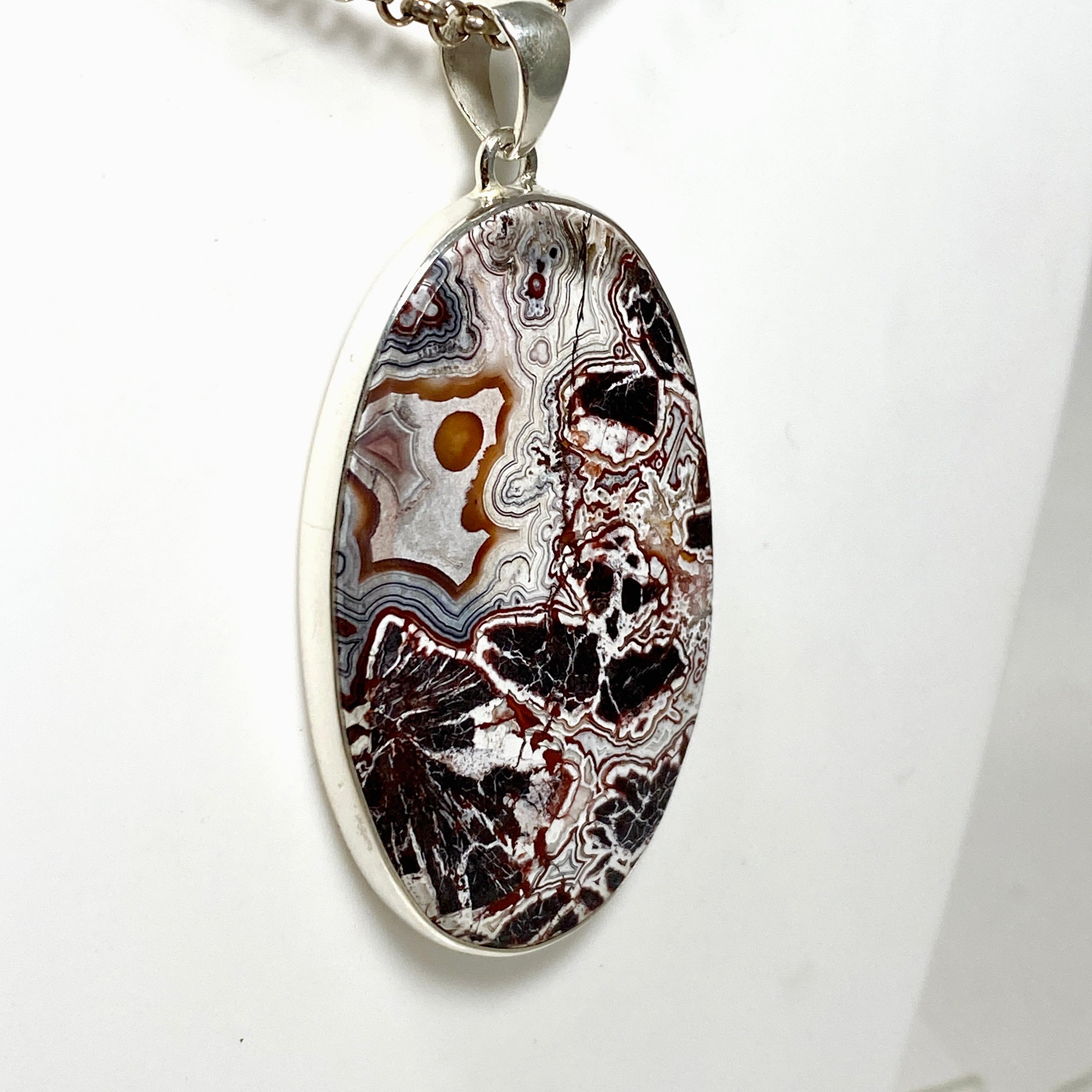 Mexican Crazy Lace Agate Oval Pendant Necklace KPGJ4572 - Elegant Handmade Jewelry for Women, Perfect for Parties & Special Occasions