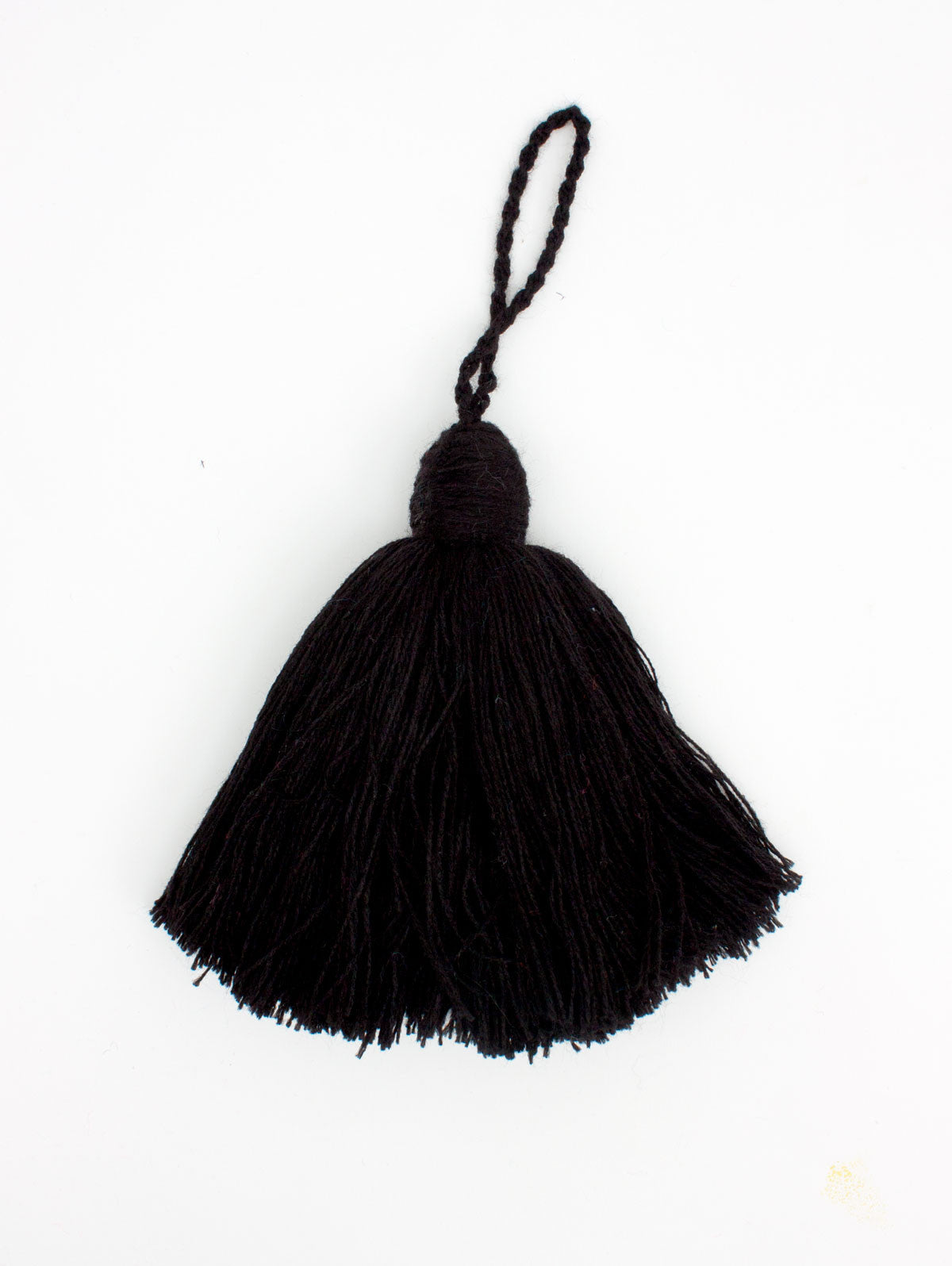 Large Decorative Giant Tassels for Home Decor, Party Supplies, and DIY Crafts - Perfect for Wall Hangings, Gift Wrapping, and Event Decorations