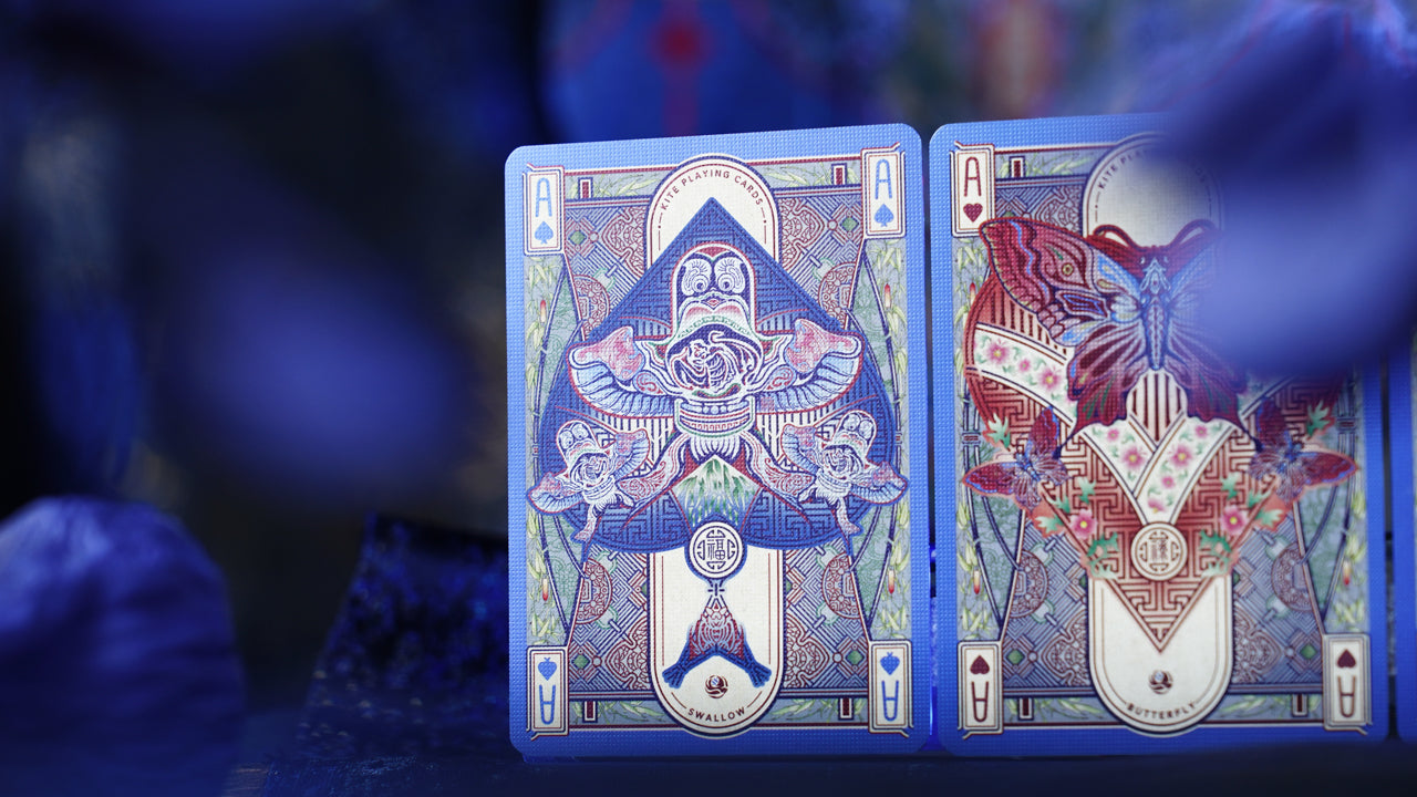 Kite Artist Boxset Playing Cards - Premium Collectible Deck for Card Games, Magic Tricks & Poker - Perfect for Gifts, Parties & Travel
