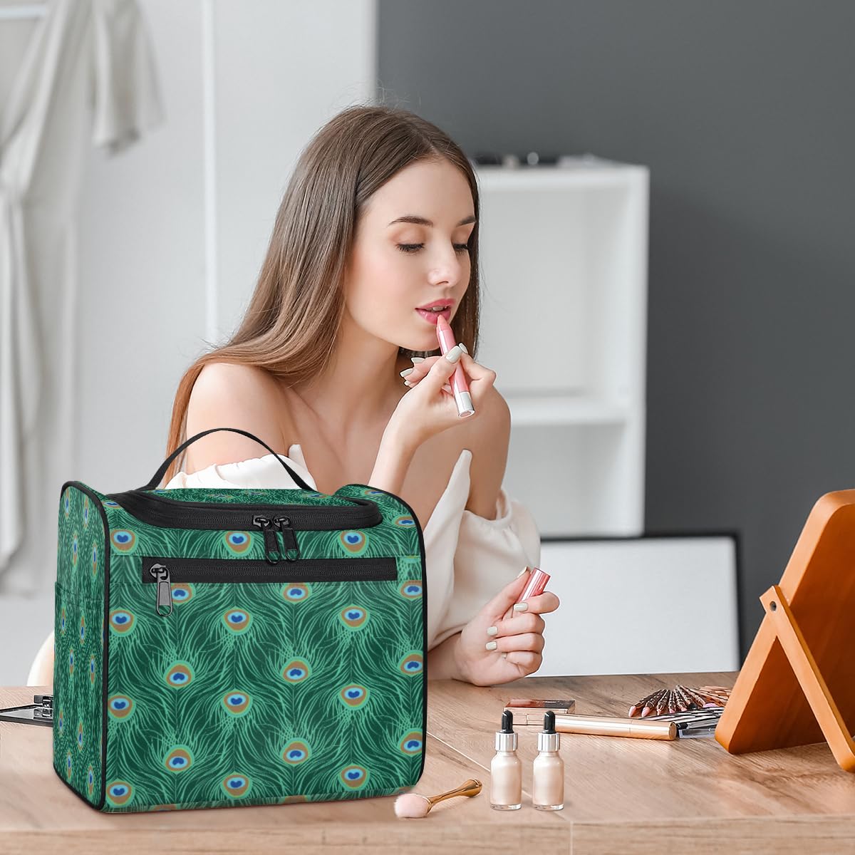 Green Peacock Feather Toiletry Bag for Women - Waterproof Makeup Organizer with Compartments, Perfect for Travel & Bathroom Storage