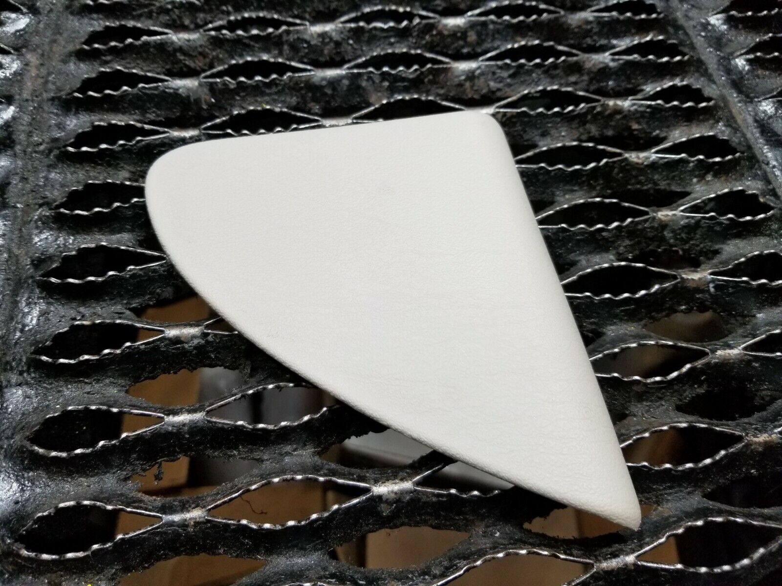 2004-2006 Chrysler Sebring Convertible Left Driver Side Trim Cap Cover Corner - OEM Replacement Part - Perfect for Door Edge Protection & Vehicle Restoration
