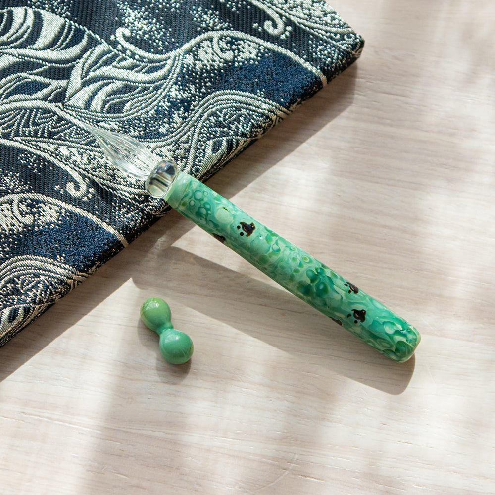 Chidori Emerald Green Glass Dip Pen with Wooden Pen Rest - Perfect for Calligraphy, Letter Writing & Art Projects