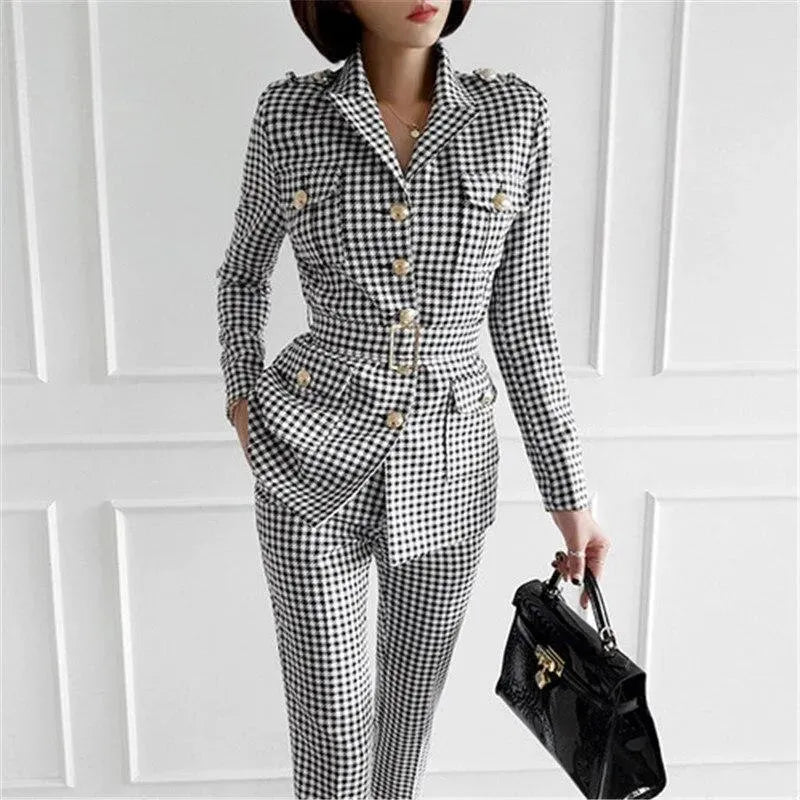 Slim Fit Plaid Women's Pantsuit - Professional Office Wear & Business Casual Outfit for Women | Perfect for Work, Interviews, and Formal Events
