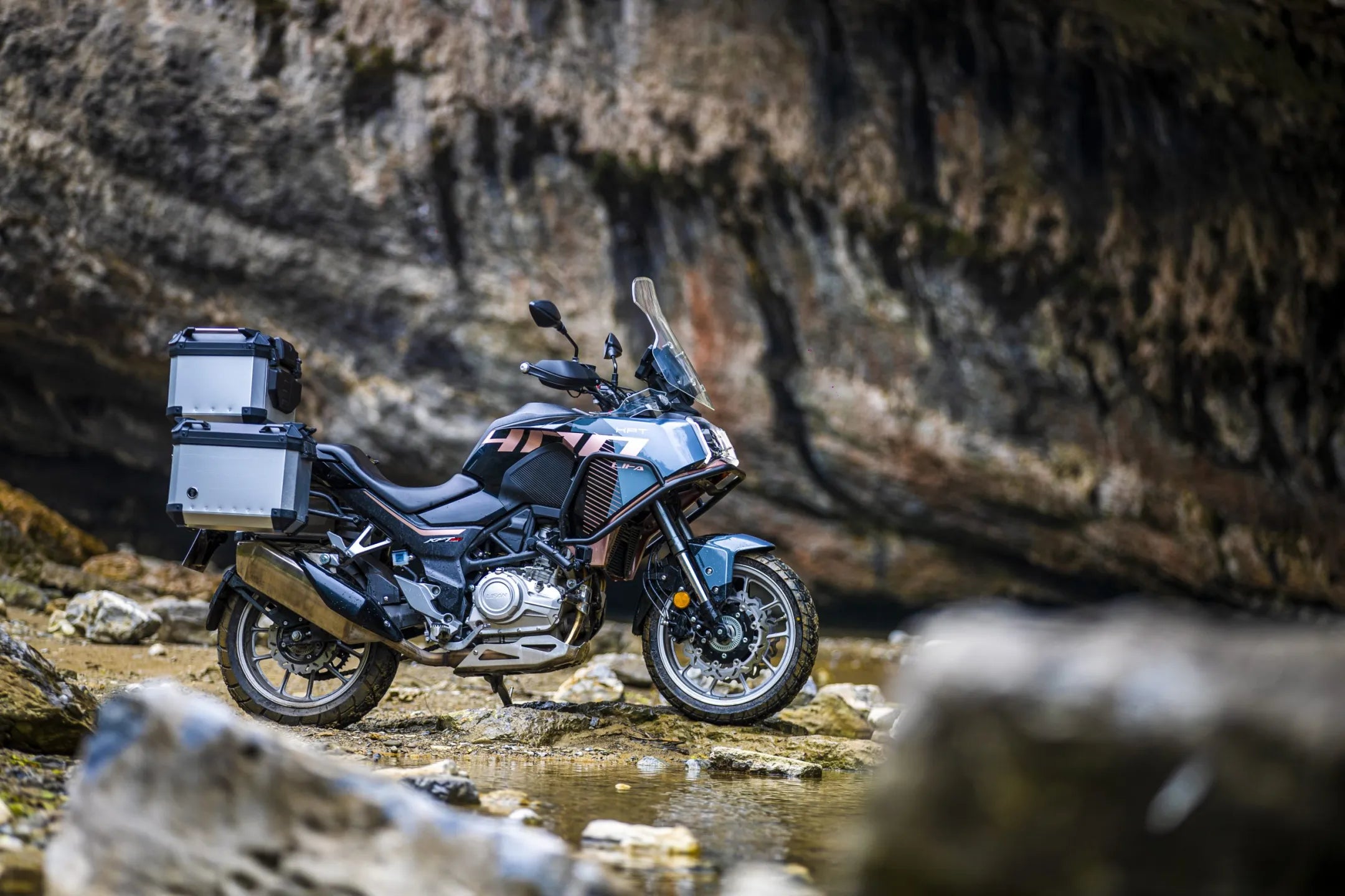 Lifan KPT 400 Adventure Motorcycle - 400cc Fuel Injected 6-Speed Off-Road Bike for Trail Riding & Long-Distance Touring