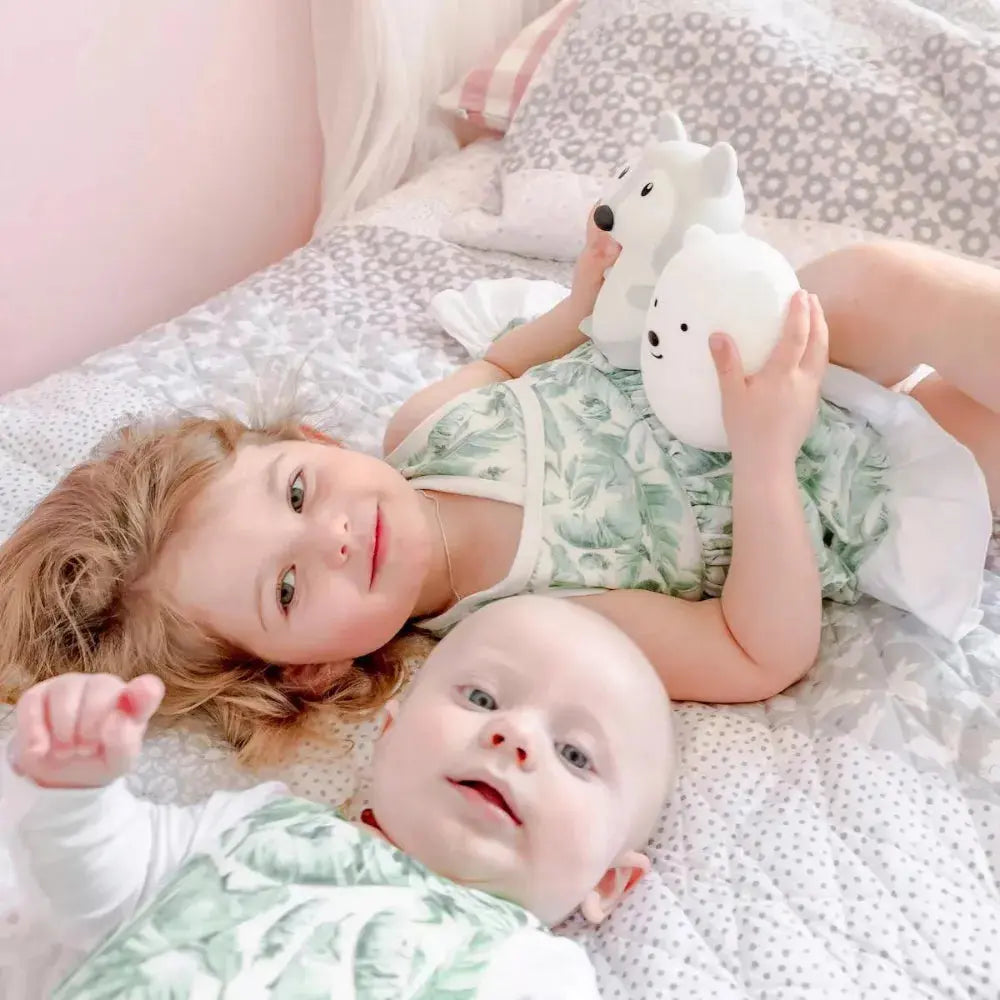 Duski Dream Guardian: Plush Teddy Bear for Kids - Perfect for Bedtime Comfort, Nursery Decor & Gift Giving