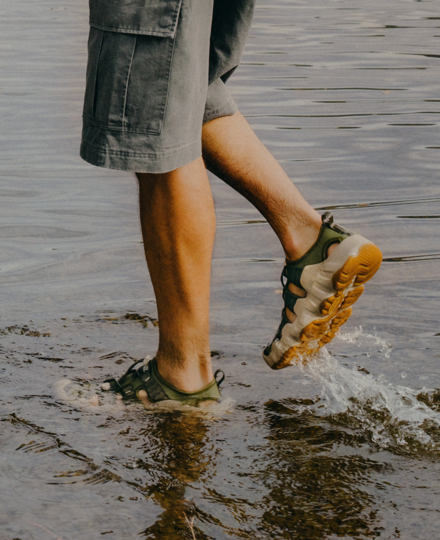 Men's Hyperport H2 Sandal - Lightweight Hiking & Water Shoes for Outdoor Adventures | Martini Olive/Plaza Taupe | Perfect for Trail Running, Beach Walking & Travel
