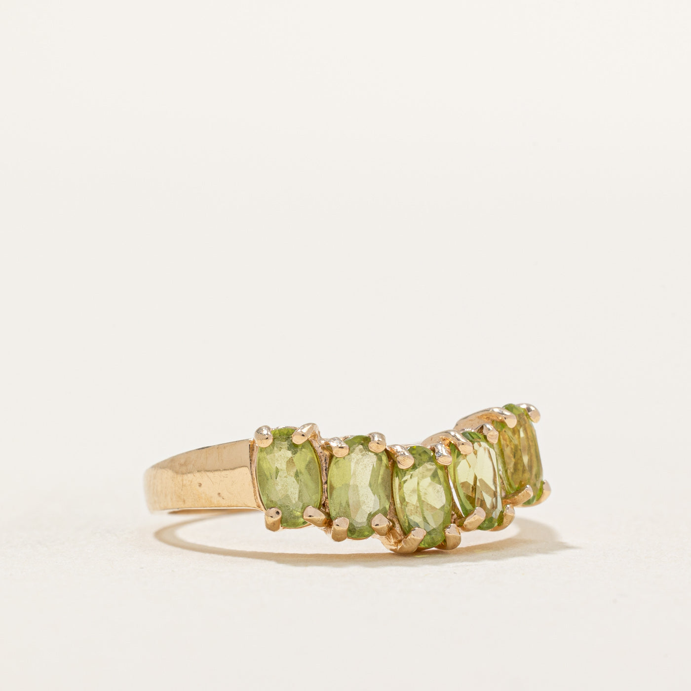 Peridot Chevron Ring - 1.00 Carat Total Weight (CTW) - Size 6 - Dainty Birthstone Jewelry for August, Women's Fashion Statement Ring for Everyday Wear & Special Occasions