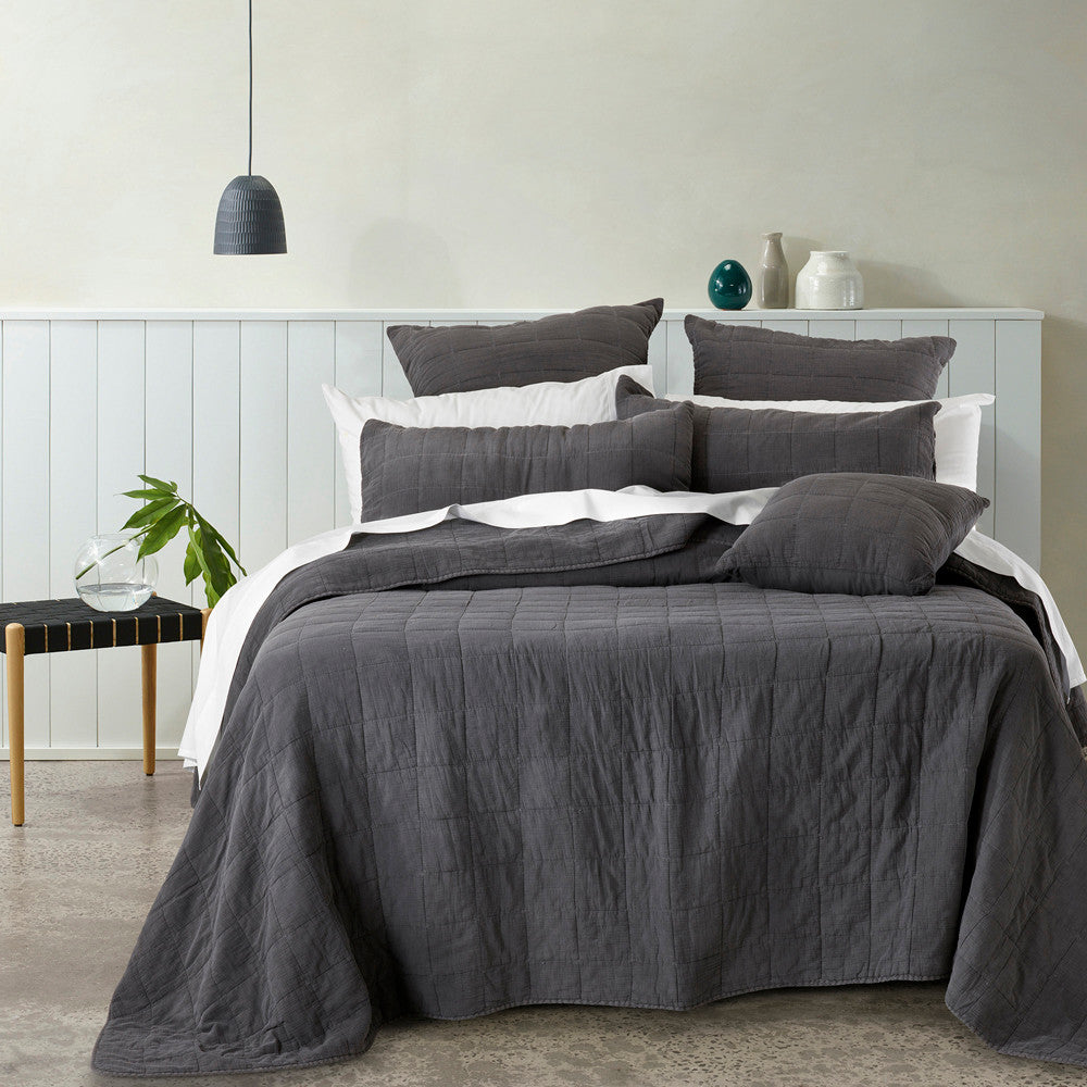 Premium Geraldton Coal Comforter Set - Soft & Breathable Bedding for Single/Double Bed - Perfect for Cozy Nights & Guest Room Decor