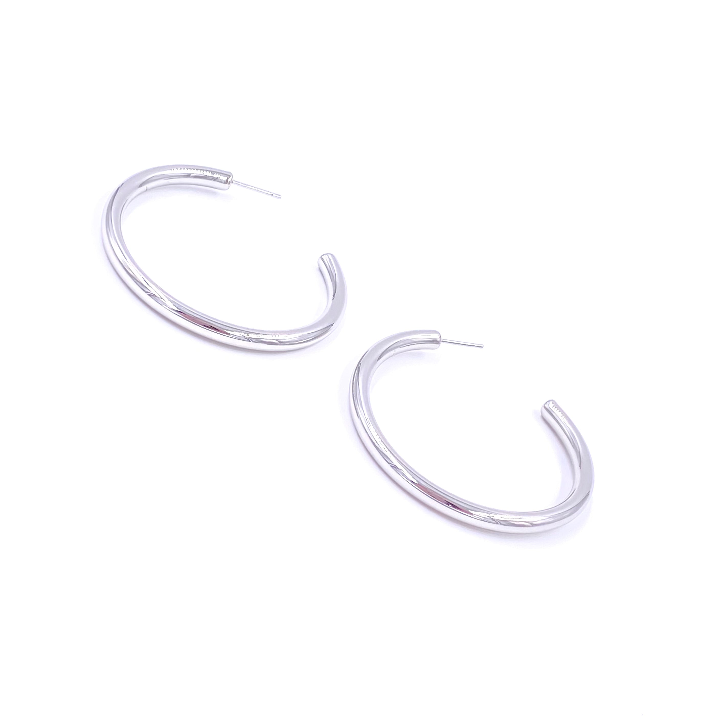 Ashley Gold Stainless Steel 2 Open End Hoop Earrings for Women - Hypoallergenic Lightweight Dangle Earrings - Perfect for Everyday Wear, Parties & Gifts
