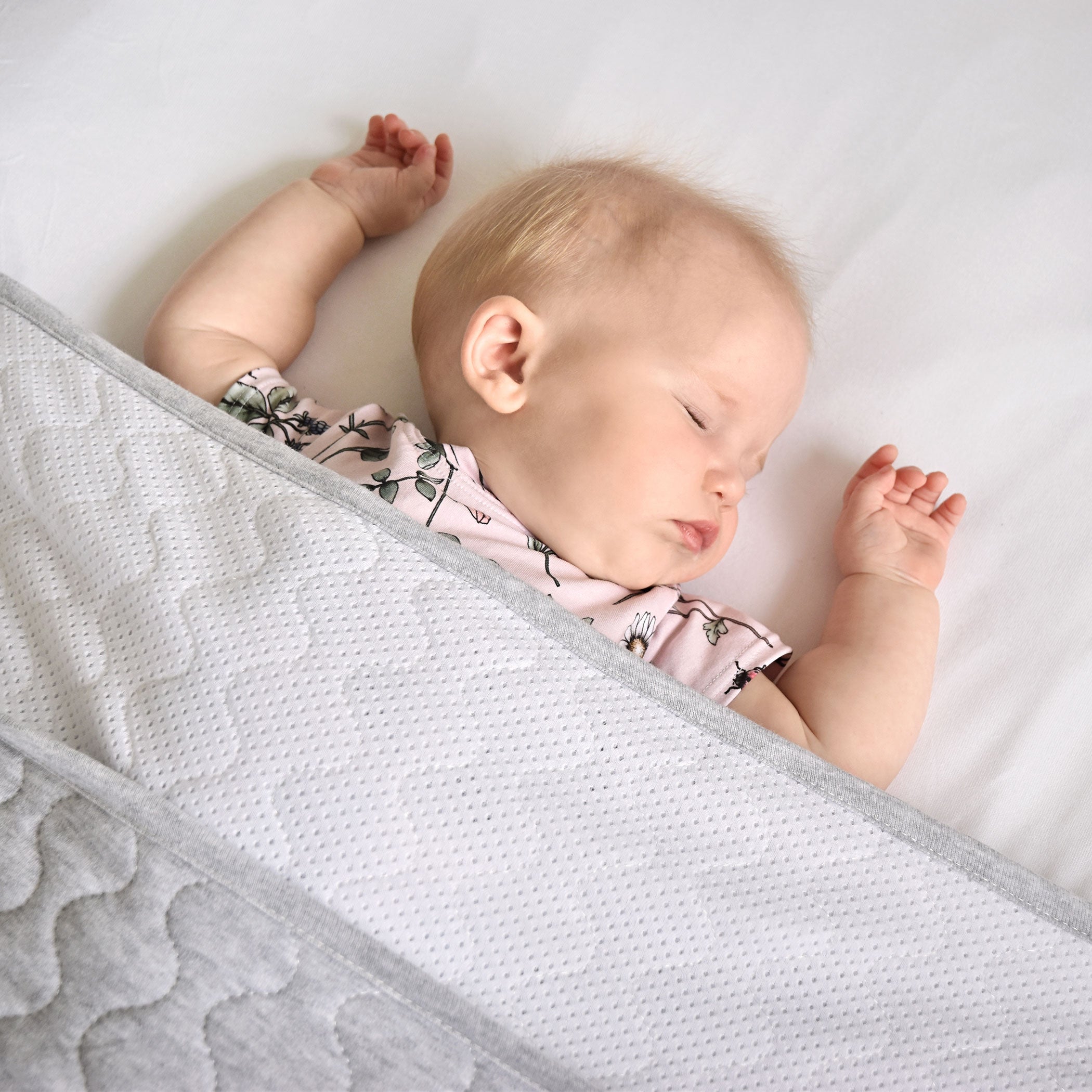 1.0 TOG Baby Sleep Sack - Breathable Cotton Sleeping Bag for Infants & Toddlers - Standard Cot Size - Perfect for Nursery, Daycare & Travel