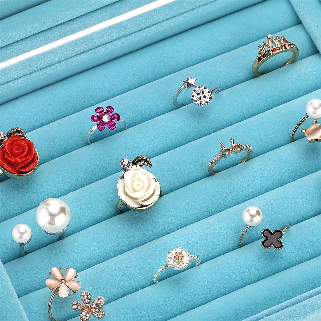 Velvet Jewelry Box with Glass Top - Elegant Ring Earrings Display & Storage Case with 2 Clasps - Perfect for Jewelry Organizer, Gift Box & Travel Jewelry Holder