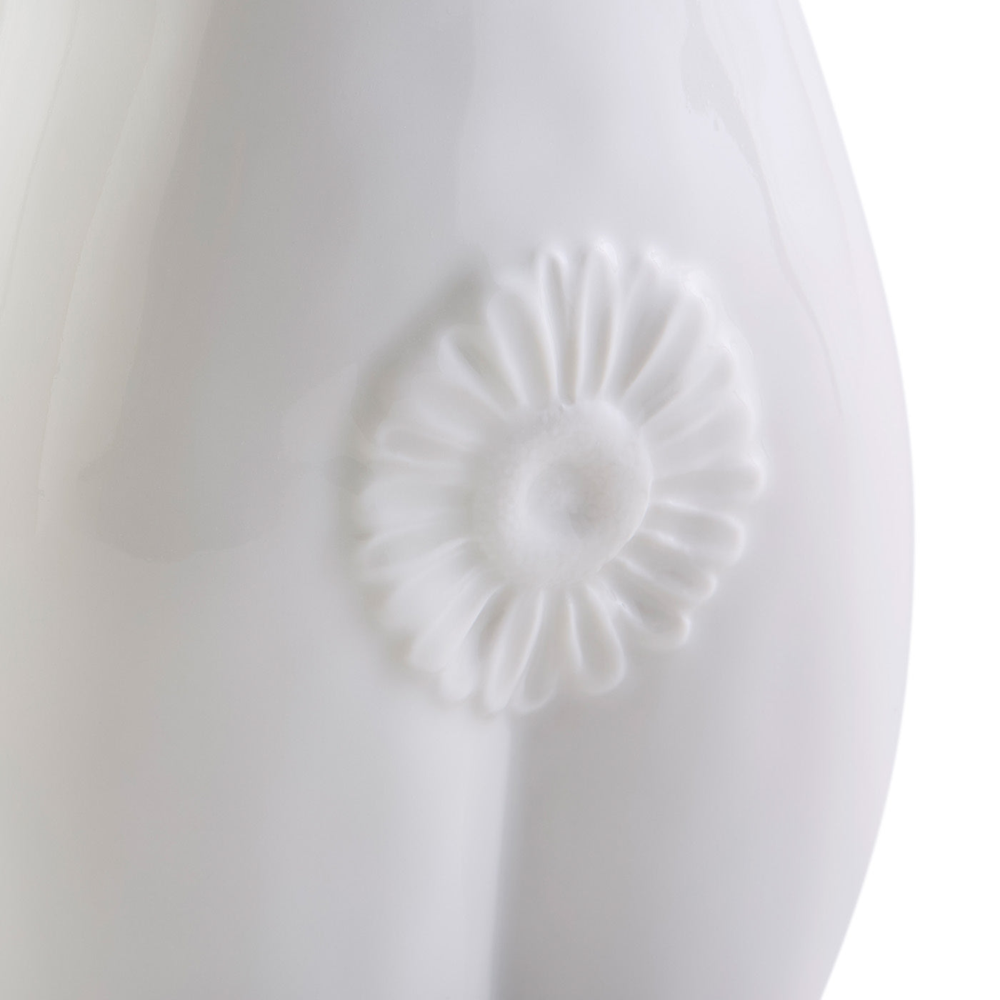 Edie Pitcher - Elegant Glass Pitcher for Iced Tea, Lemonade & Cocktails - Perfect for Summer Parties, BBQs & Home Entertaining