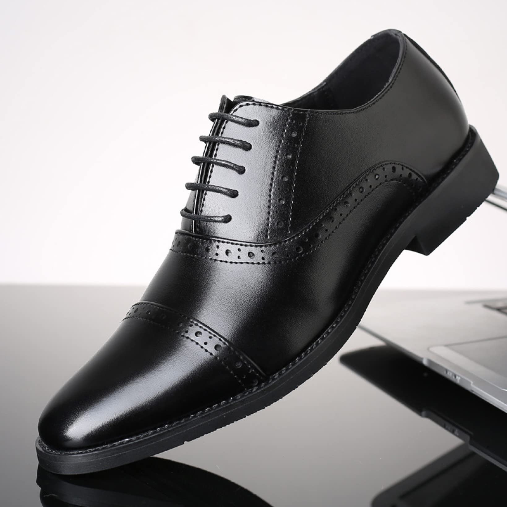 Men's Formal Leather Oxford Shoes - Comfortable Business Dress Brogues for Wedding, Party & Office Wear - Classic Style for Professional & Special Occasions