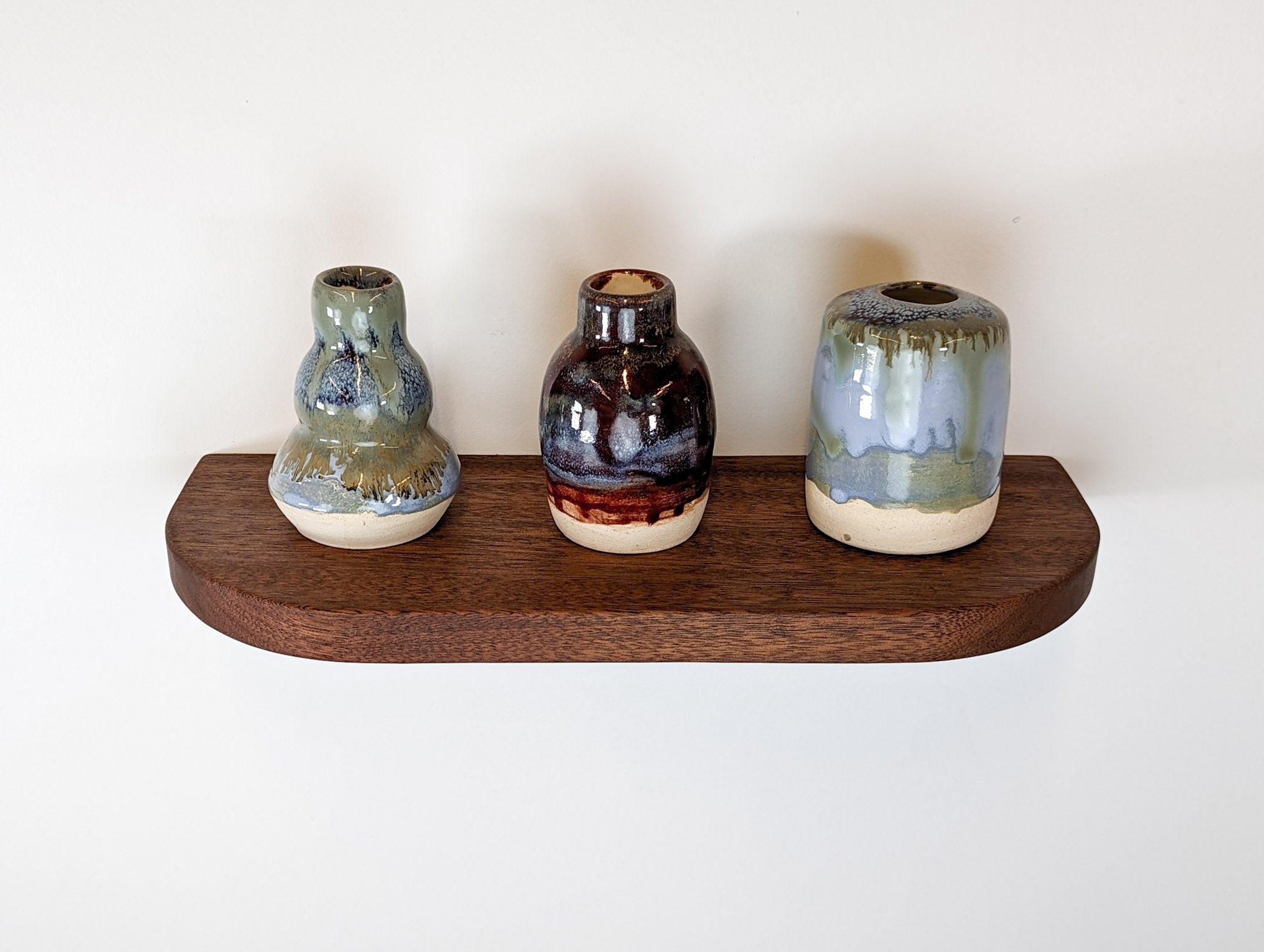 Stylish Thin Oak Floating Shelf with Rounded Corners - Wall Mounted Wooden Shelves for Living Room, Kitchen, Bathroom & Office Decor