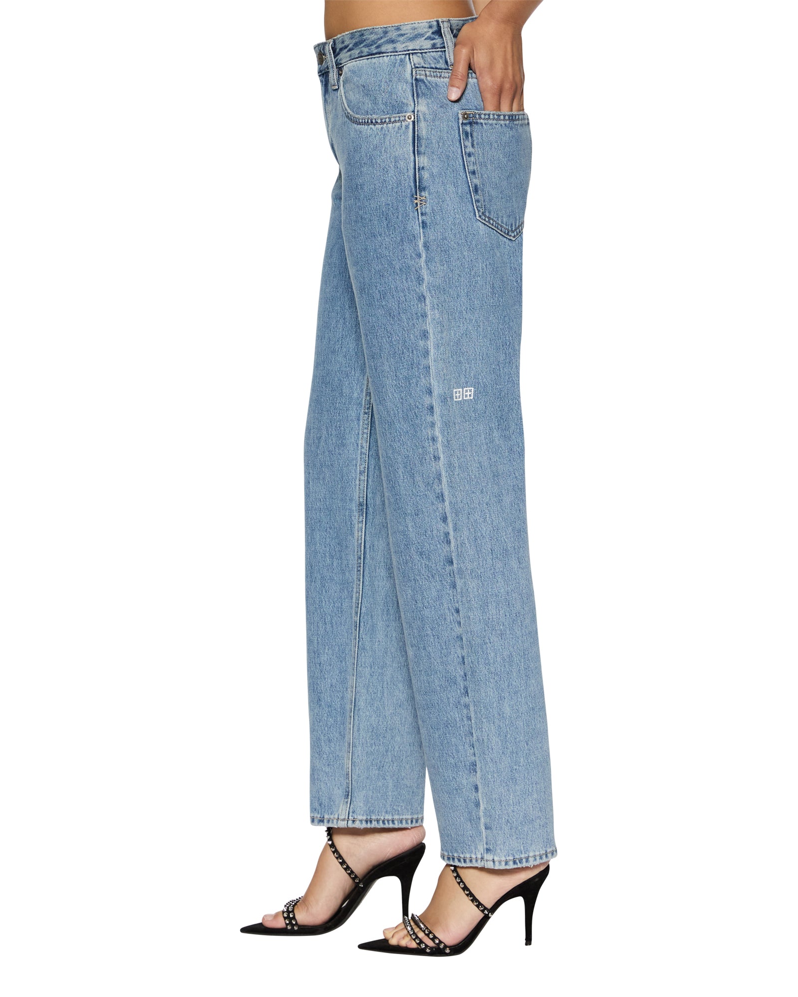 Authentic Brooklyn Style Apparel & Accessories - Trendy Urban Fashion for Men & Women | Perfect for Streetwear, Casual Outfits & NYC Inspired Looks
