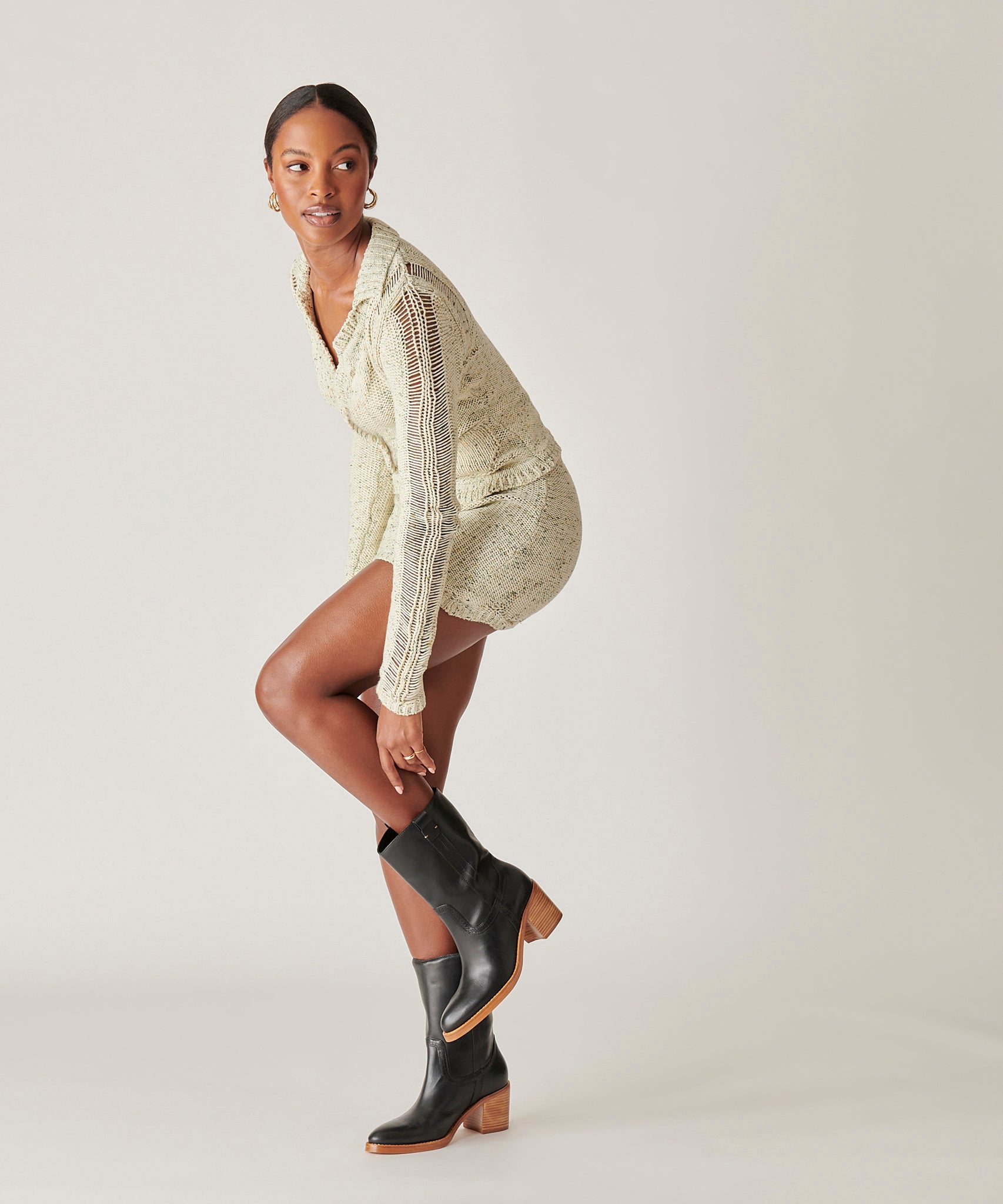 Black Leather Ankle Boots for Women - Stylish & Comfortable Chelsea Boots for Casual Wear, Work & Outdoor Activities