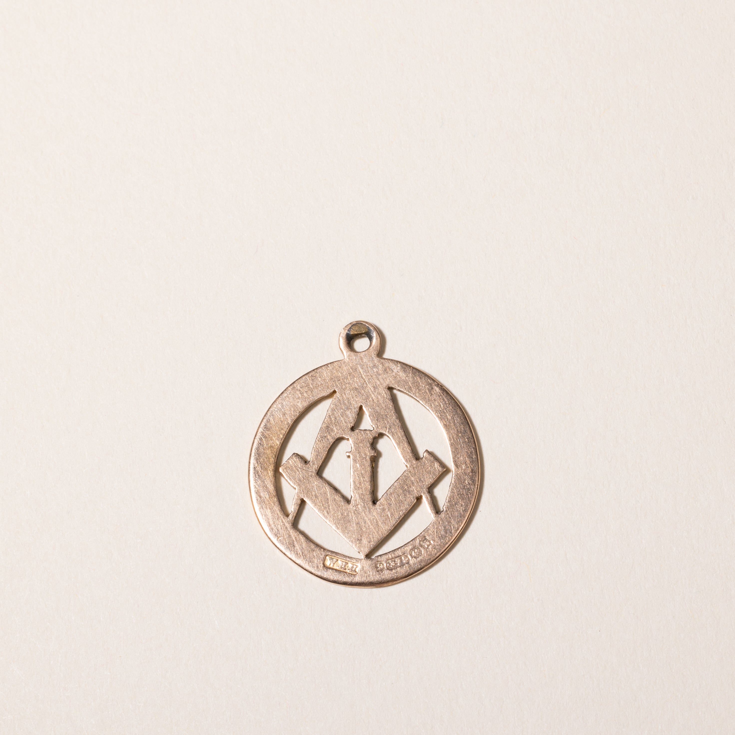 Antique 1907 Birmingham 9k Gold Masonic Pendant - Vintage Freemason Jewelry for Collectors & Masons - Perfect for Lodge Meetings, Historical Displays & Gift Giving