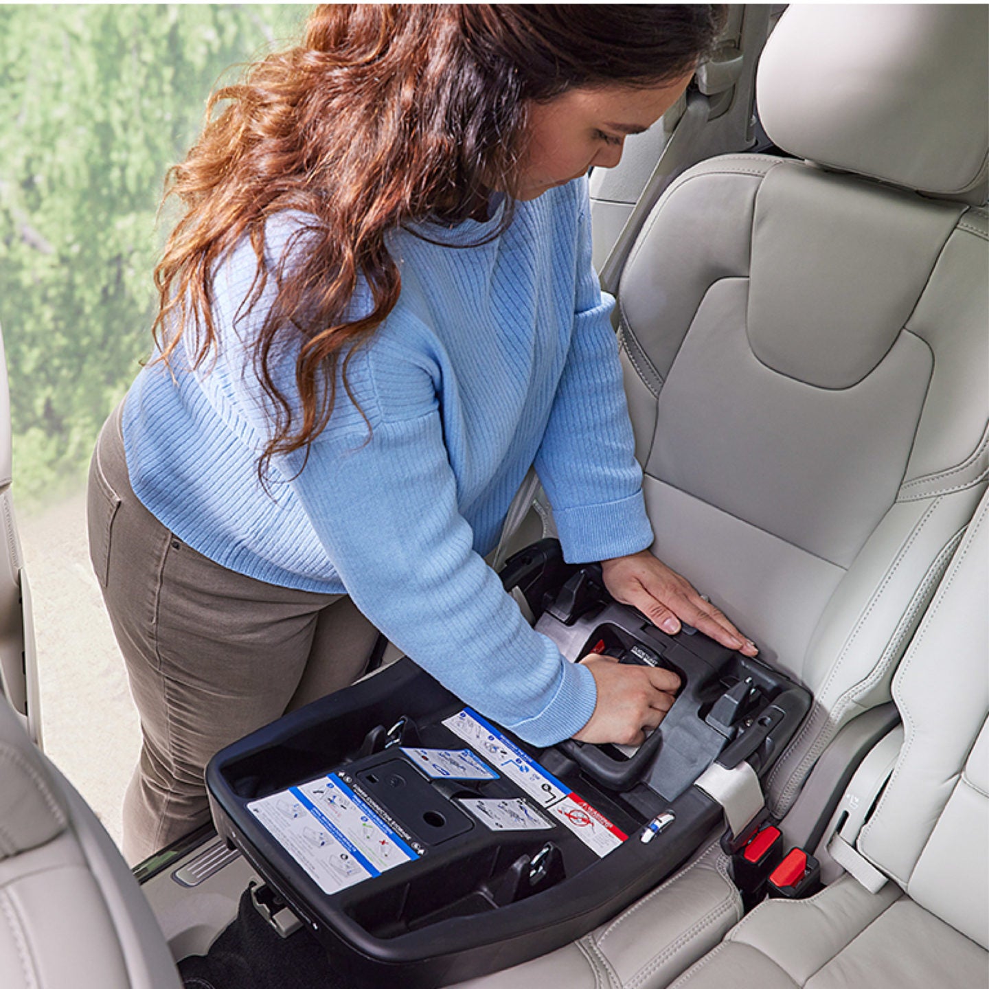Britax Aspen ClickTight Infant Car Seat Base - Safe & Easy Installation for Newborns - Perfect for Travel, Daily Commutes, and Family Road Trips